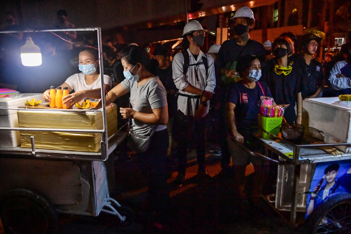 "ซีไอเอ" แห่งม็อบไทยโด่งดังไกลถึงต่างแดน