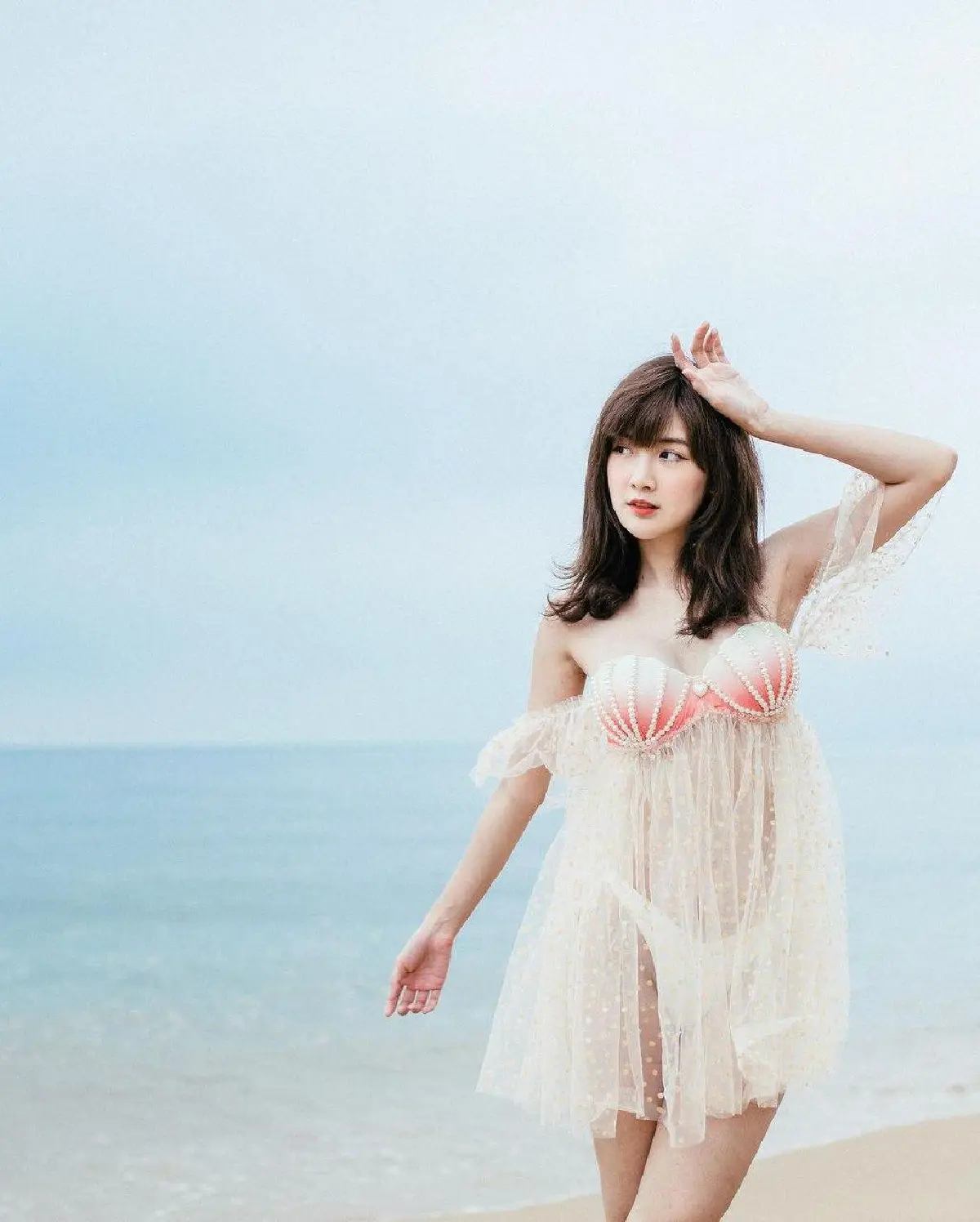 เซ็ตนี้มันปัง! เบียร์ เดอะวอยซ์ เซ็กซี่มากทำเอาหนุ่มๆตาค้าง