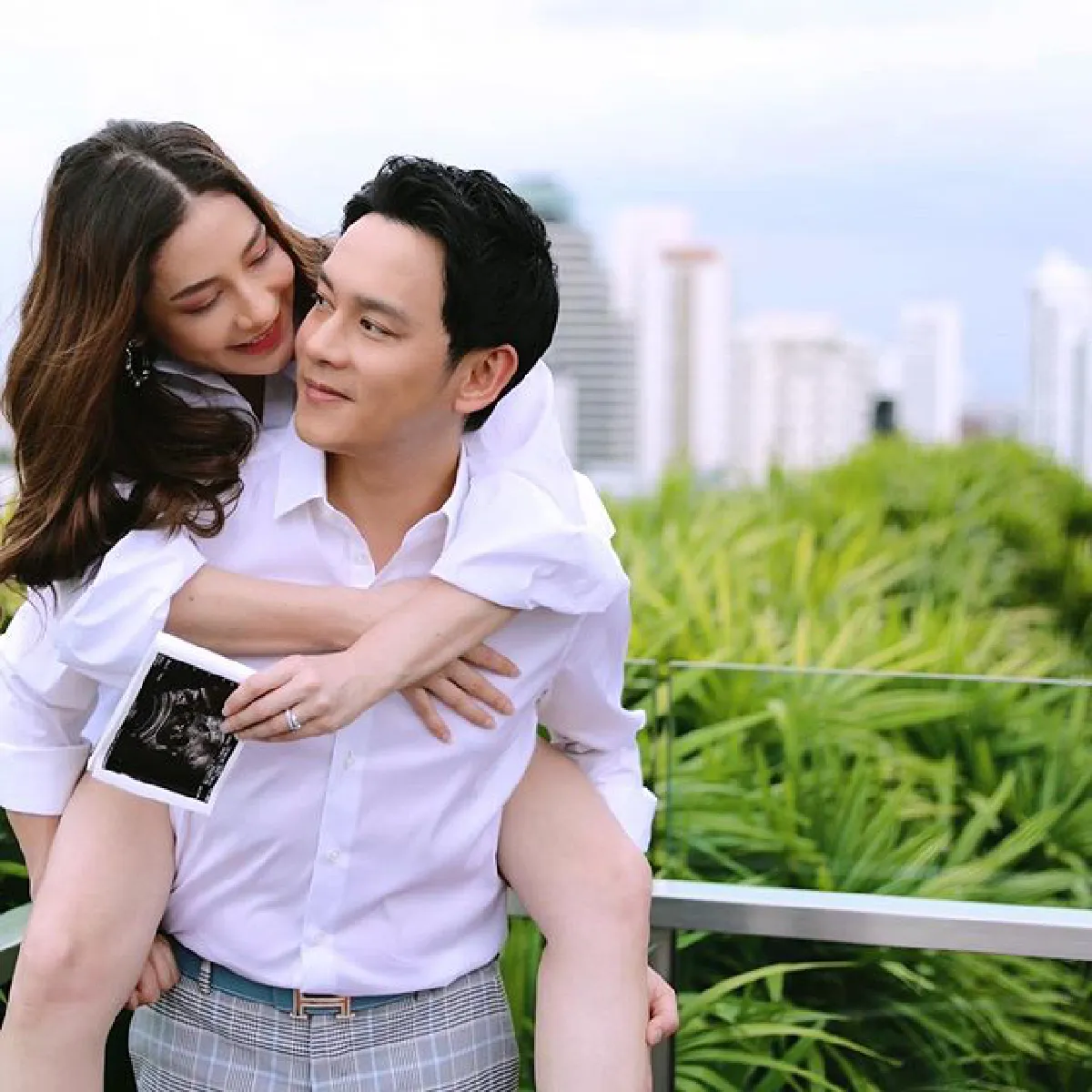 นาตาลี-ฟลุค เกริกพล โชว์ภาพอัลตร้าซาวด์ ประกาศข่าวดีท้องลูกคนแรกแล้ว