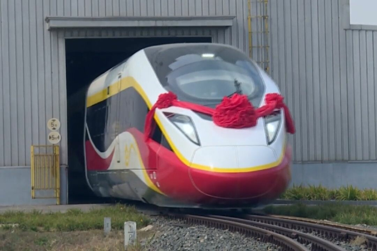 รถไฟเร็วสูงรุ่นล่าสุด วิ่งข้ามประเทศได้หลายระบบราง รถไฟเร็วสูงรุ่นล่าสุด วิ่งข้ามประเทศได้หลายระบบราง