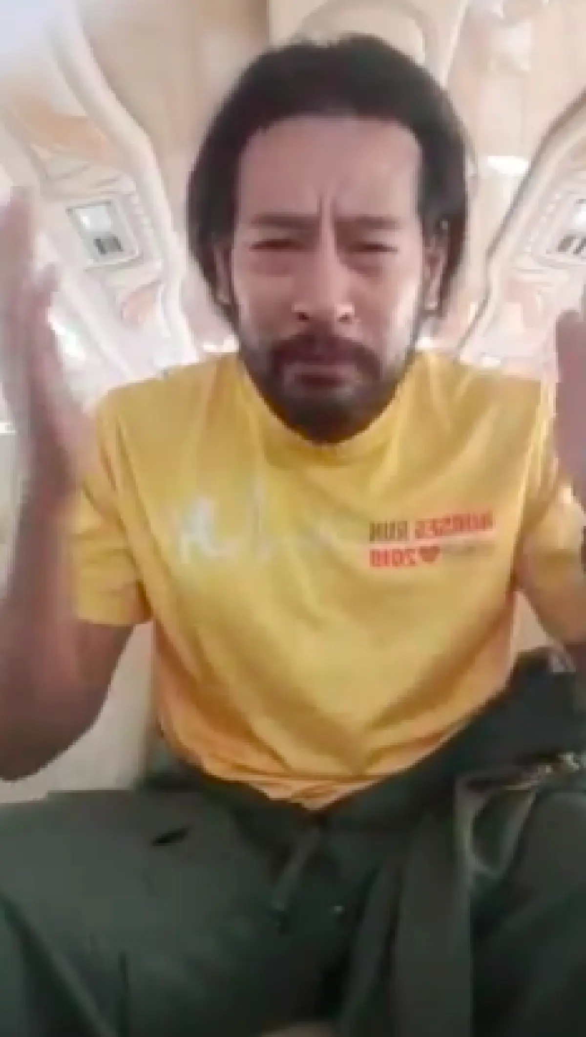 “บิณฑ์ บรรลือฤทธิ์” ลาออกจากร่วมกตัญญูฯ แสดงจุดยืนปกป้องสถาบันฯ ทนไม่ได้พวกจาบจ้วง ตบจริง!