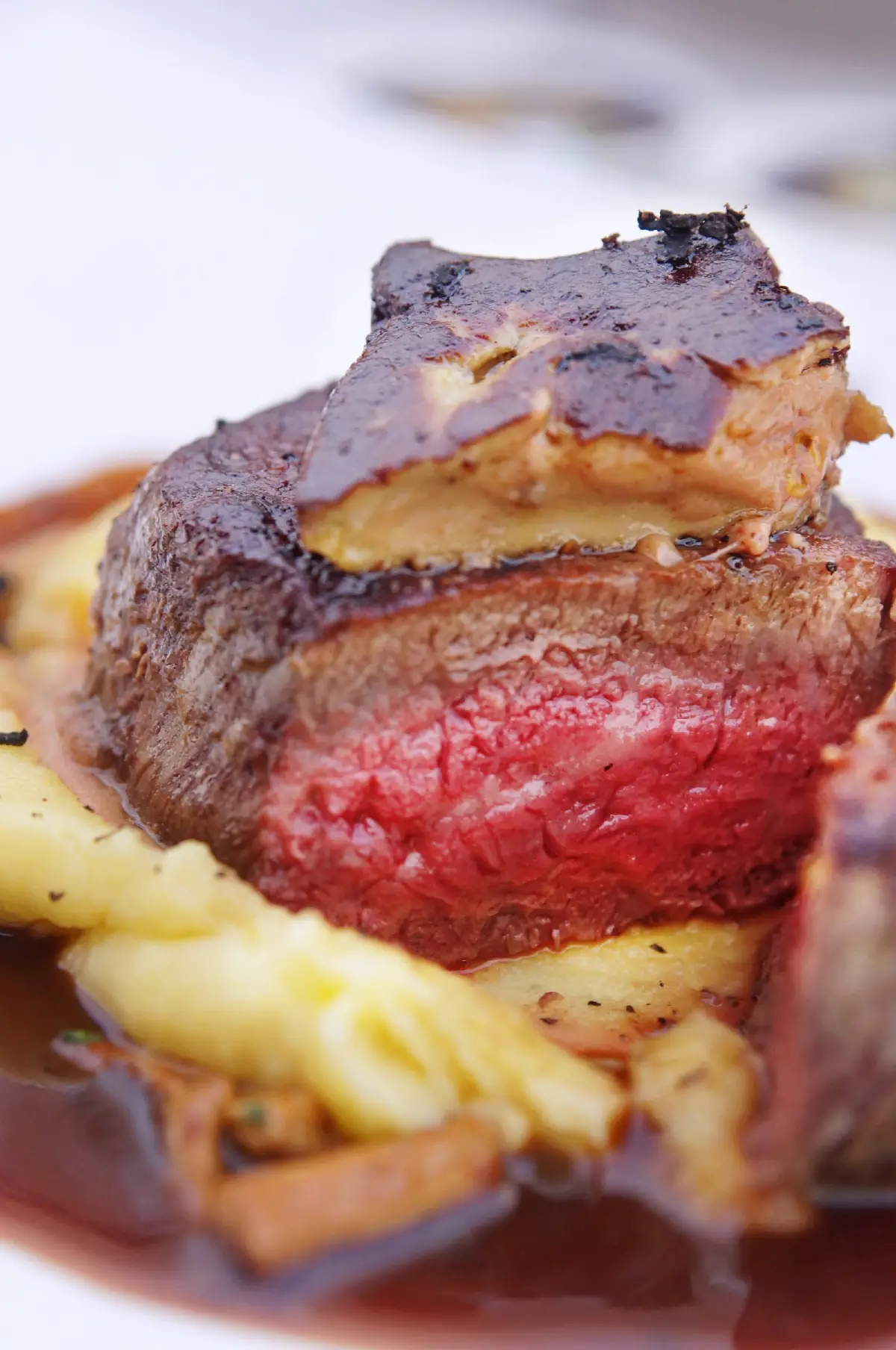 Red Sky รูฟท็อปยืนหนึ่งกับความสุขที่ต้องแชร์ Love to share ‘Surf & Turf Tower’