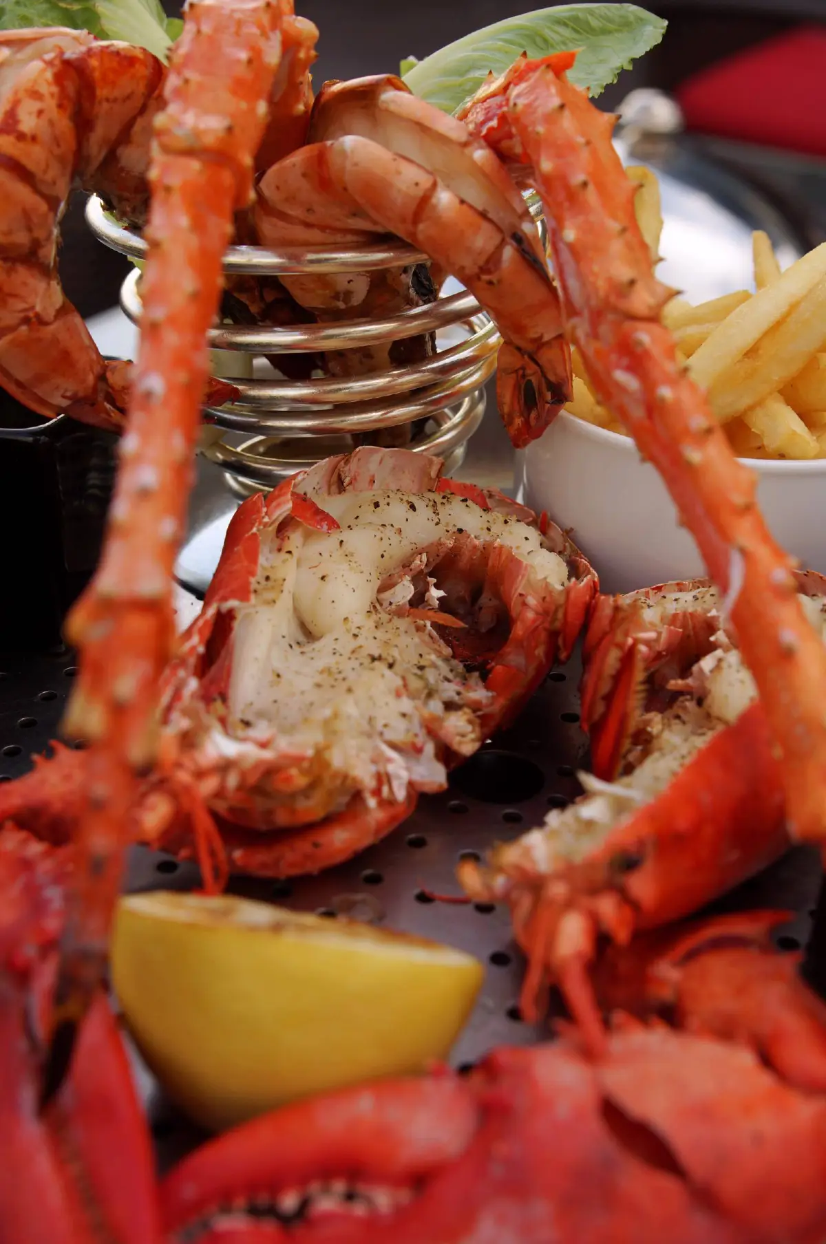 Red Sky รูฟท็อปยืนหนึ่งกับความสุขที่ต้องแชร์ Love to share ‘Surf & Turf Tower’