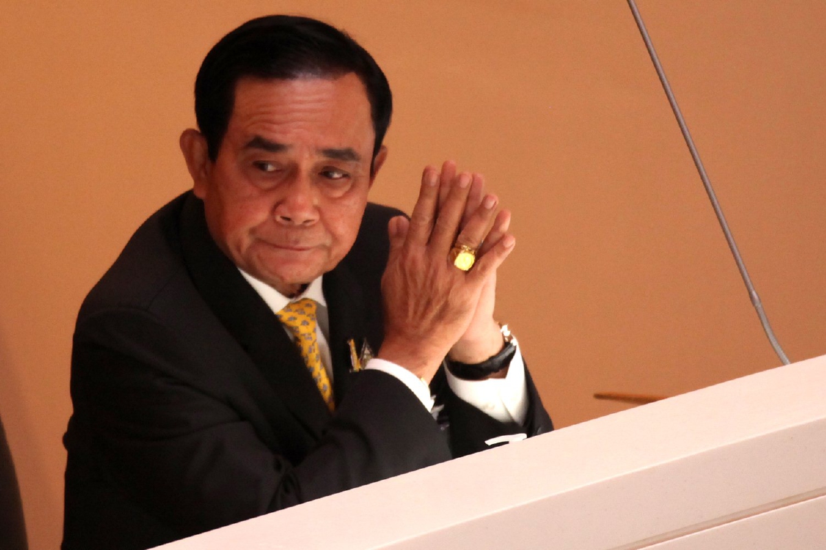 "ประยุทธ์" ปัดตอบข้อเสนอ "จุรินทร์" ตั้งกรรมการสมานฉันท์หาทางออกประเทศ "ประยุทธ์" ปัดตอบข้อเสนอ "จุรินทร์" ตั้งกรรมการสมานฉันท์หาทางออกประเทศ
