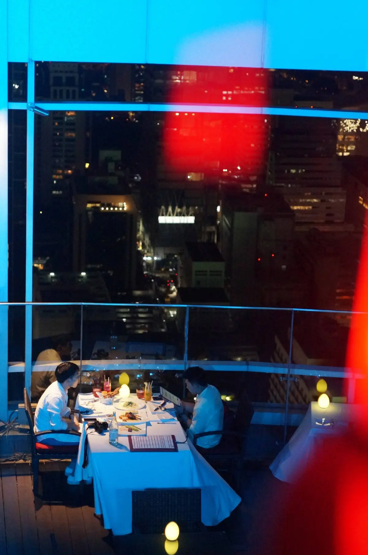 Red Sky รูฟท็อปยืนหนึ่งกับความสุขที่ต้องแชร์ Love to share ‘Surf & Turf Tower’