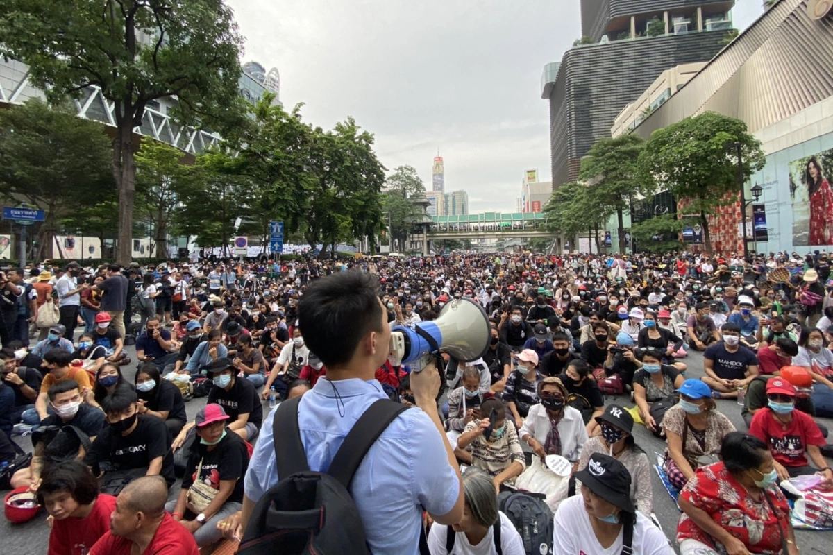 เศรษฐศาสตร์ว่าด้วยเรื่องของ “การแสดงจุดยืนทางการเมือง” (Economics of Political Standpoints)