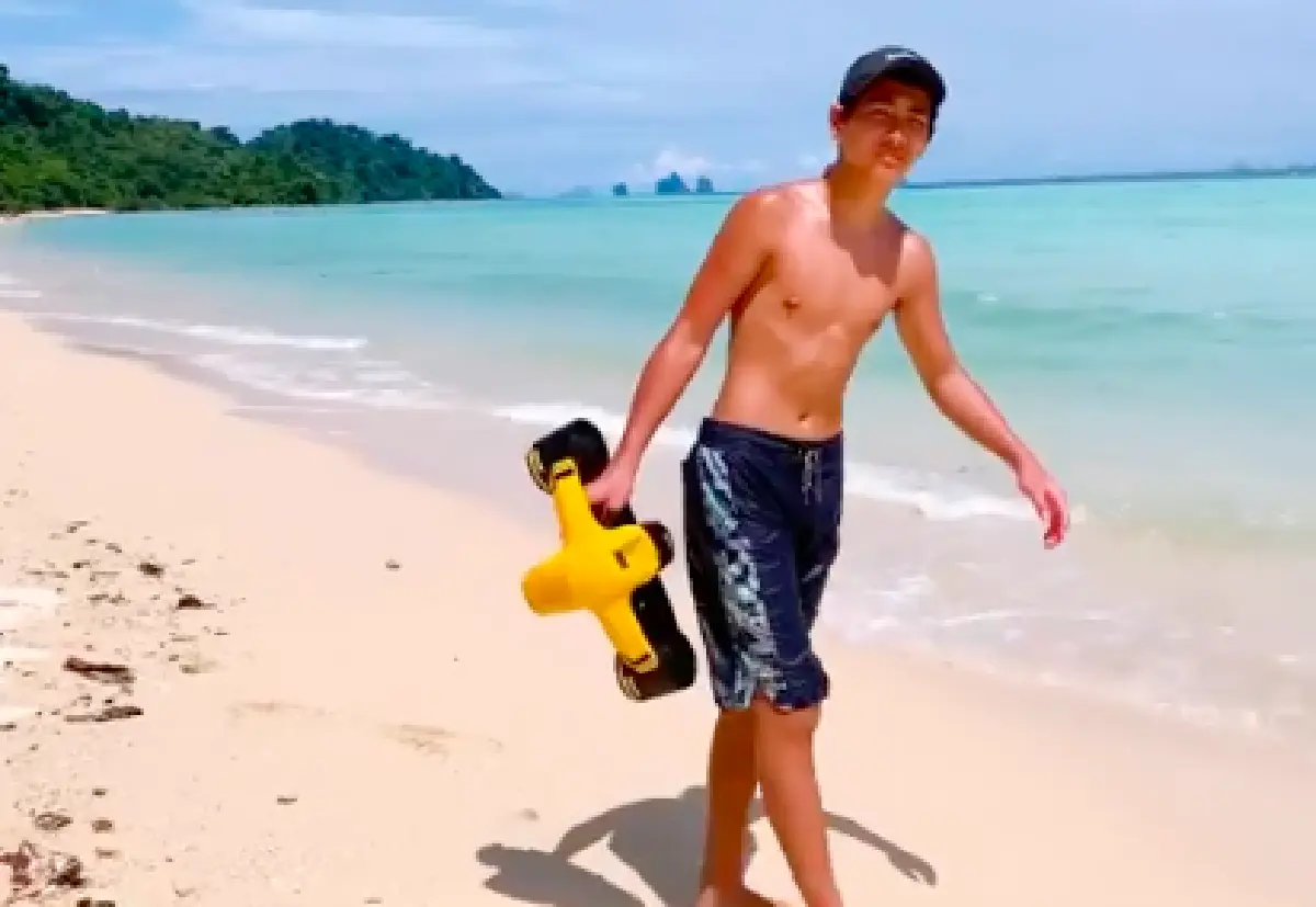 “น้องแมค” ลูกชาย “แหม่ม คัทลียา” เผลอแป๊บเดียวโตเป็นหนุ่มหล่อคมเข้ม