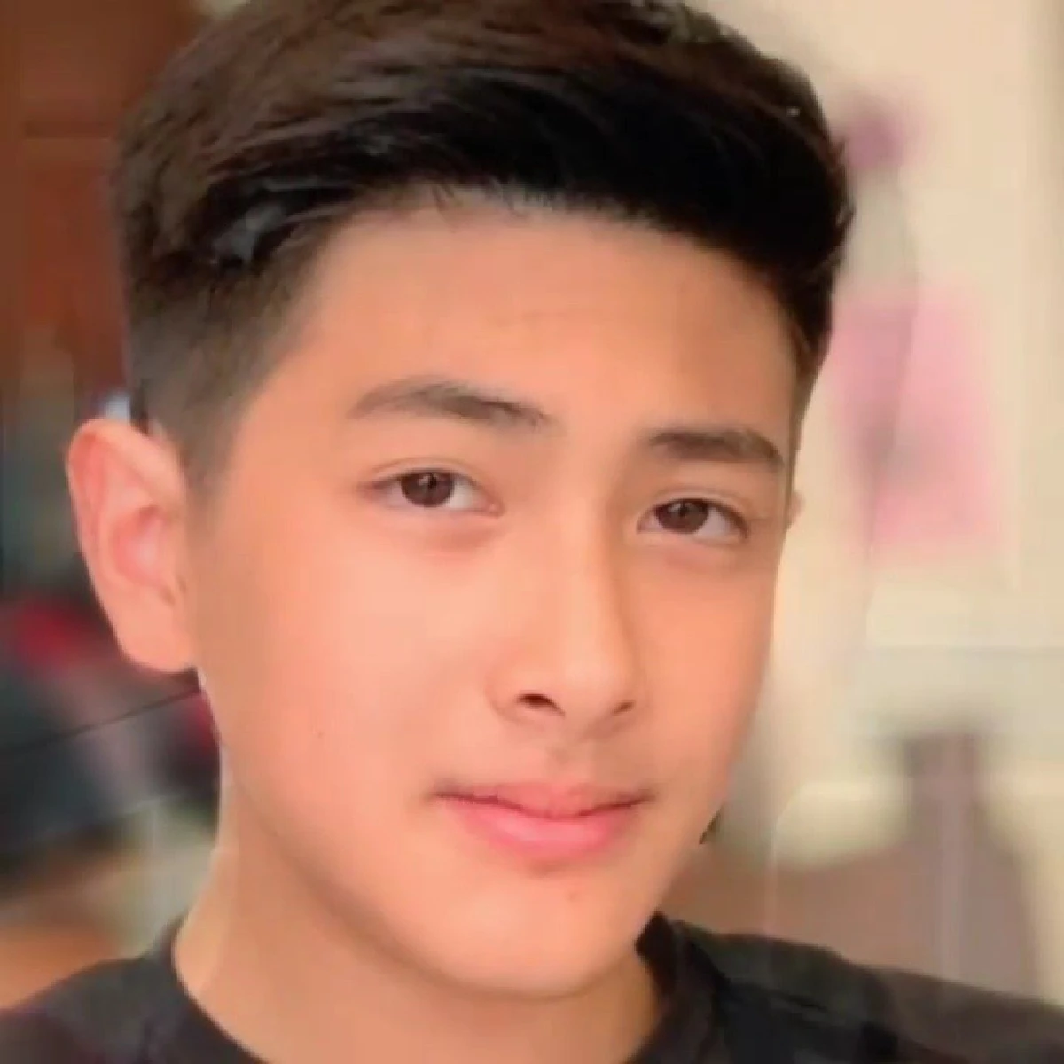 “น้องแมค” ลูกชาย “แหม่ม คัทลียา” เผลอแป๊บเดียวโตเป็นหนุ่มหล่อคมเข้ม