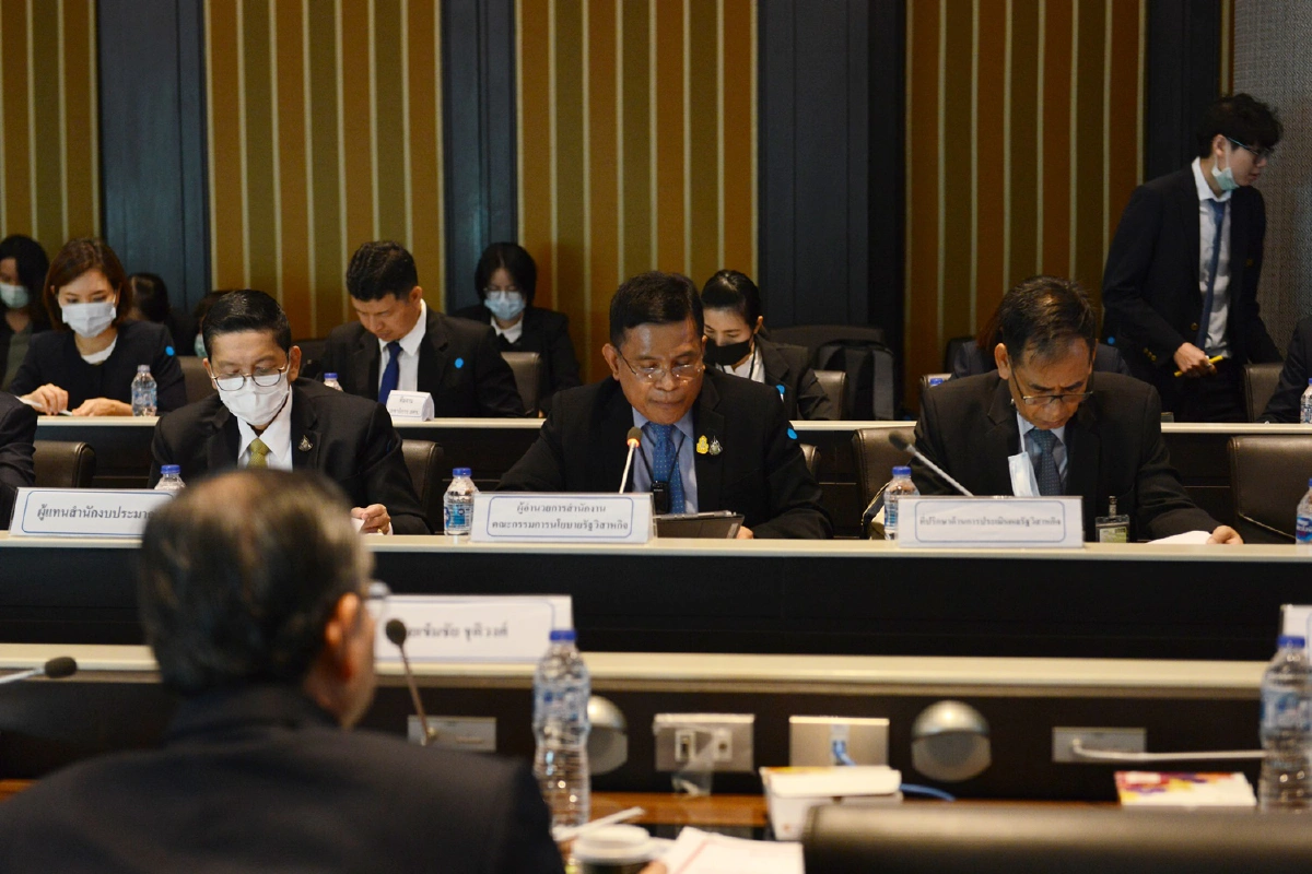 ไฟเขียวโครงการพีพีพี2โครงการ 1.9 หมื่นล้านบาท