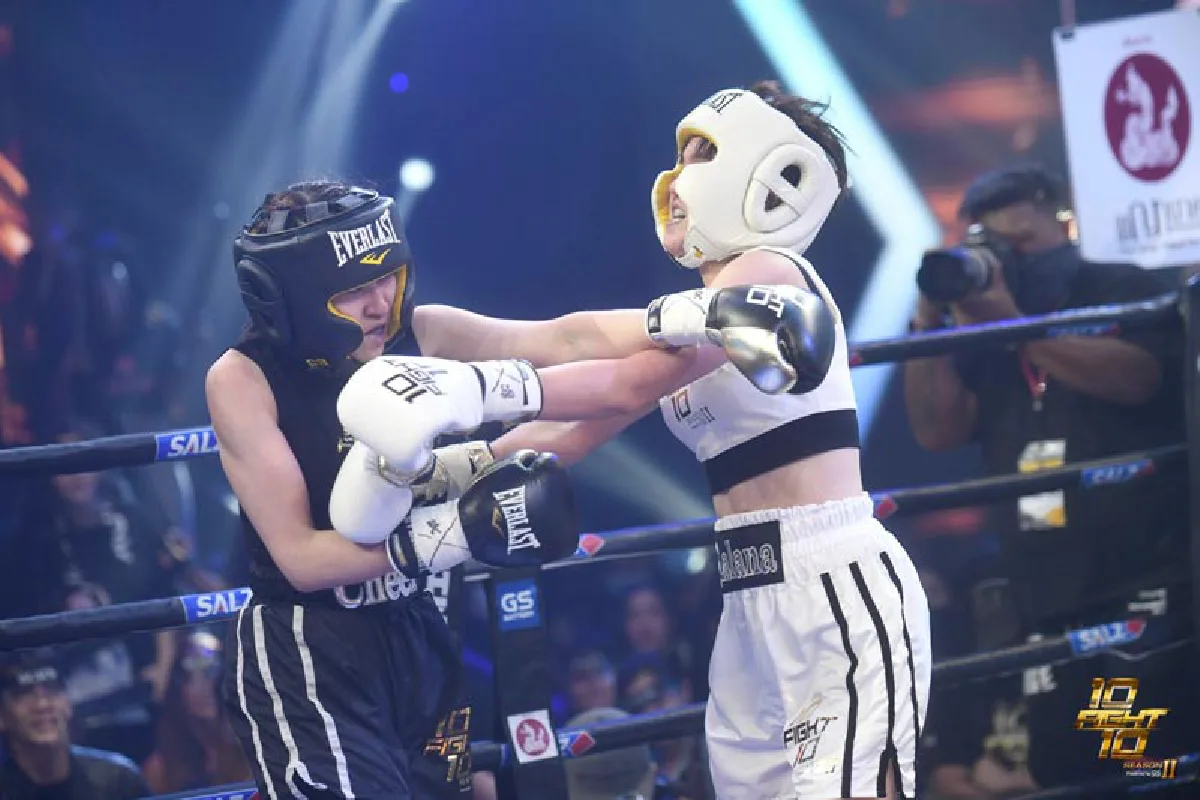 เชียร์ ฑิฆัมพร อาการดีขึ้นแล้ว! ถูกหามส่งรพ. หลังชกดุเดือดใน 10fight10 