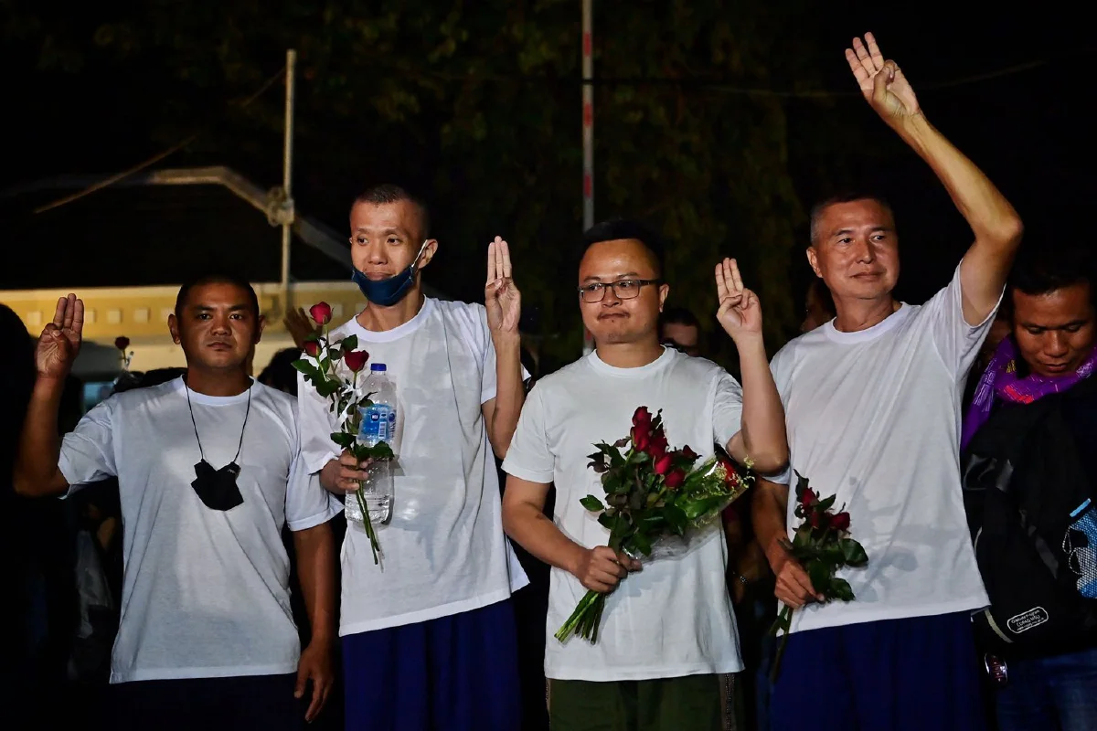 "อานนท์"ประกาศลุยสู้ต่อ ลั่นอีกไม่กี่วันเจอม็อบใหญ่แน่