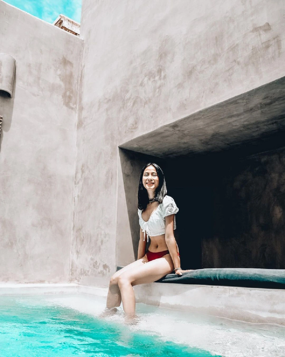 “รถเมล์ คะนึงนิจ” อวดเอวคอดในชุดว่ายน้ำ สดใส ร่าเริงเป็นที่สุด