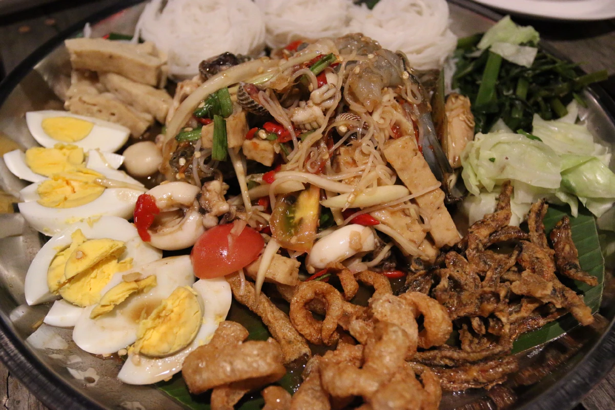 อร่อยแซ่บสมชื่อ..อีกหนึ่งร้านเด็ดที่พัทยา “แซ่บเศรษฐีbyศาลาไทย”