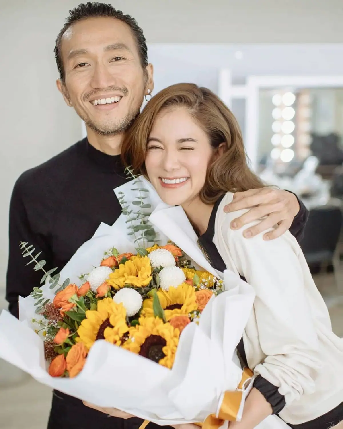 ก้อย รัชวิน เผยเหตุผลหวานซึ้ง! ทำไมให้ดอกทานตะวันกับ ตูน บอดี้สแลม ทุกปี