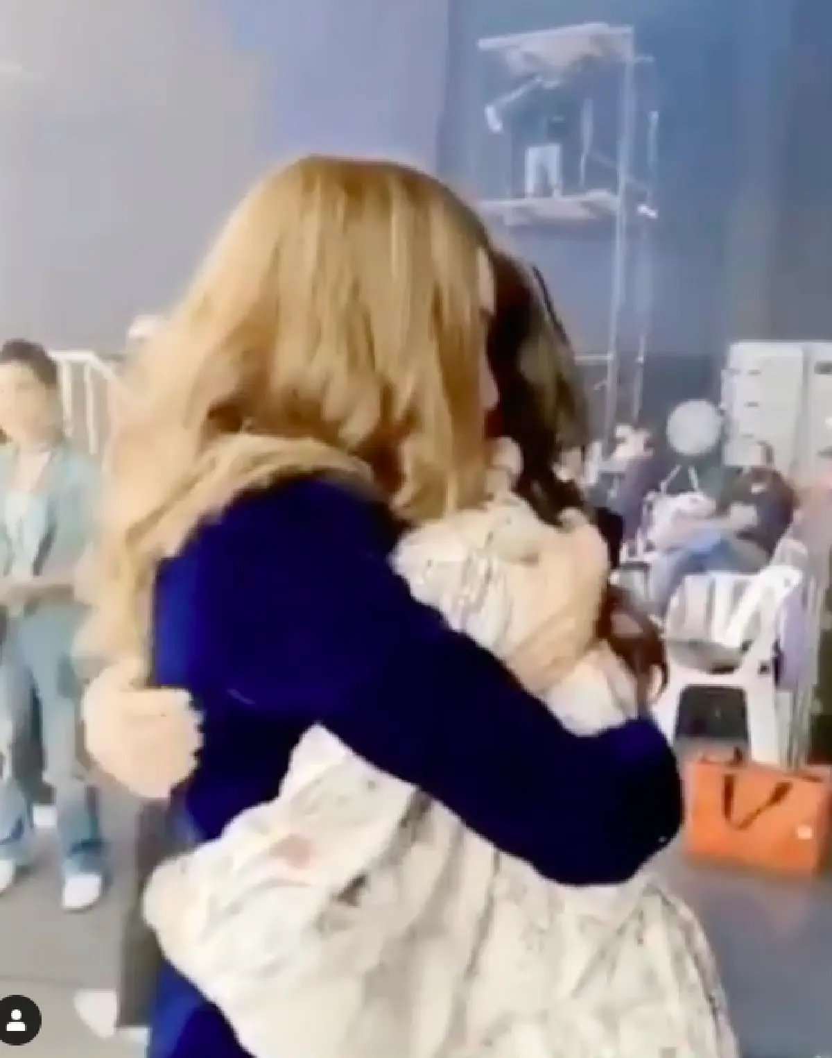 "แอฟ ทักษอร" ดีใจหนัก! ถูก "ปาล์มมี่" เซอร์ไพรส์-อวยพรวันเกิด ทำเอาน้ำตาไหลหลายรอบ