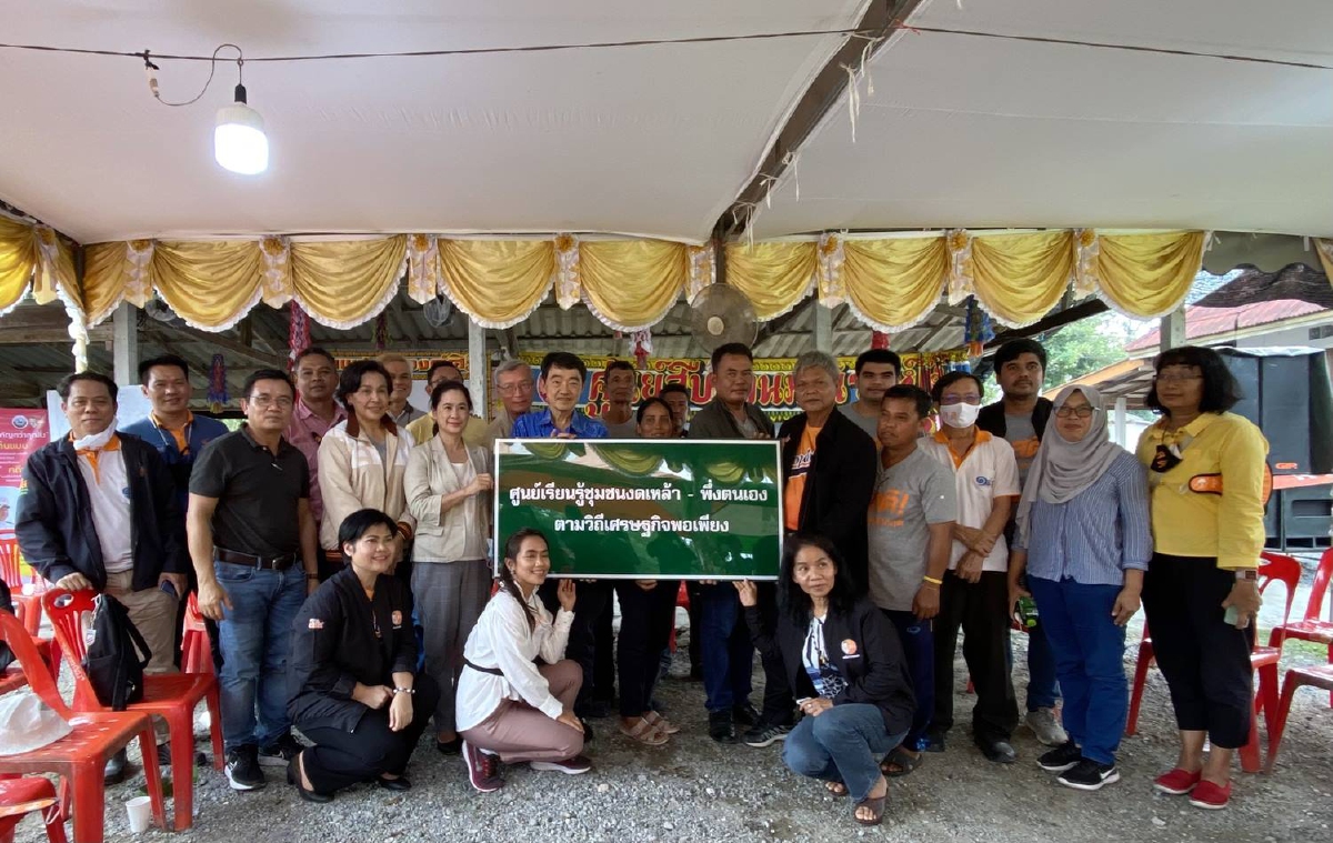 สสส.ชูประวัติศาสตร์-ศิลปพื้นบ้านนำคนเลิกเหล้า สสส.ชูประวัติศาสตร์-ศิลปพื้นบ้านนำคนเลิกเหล้า