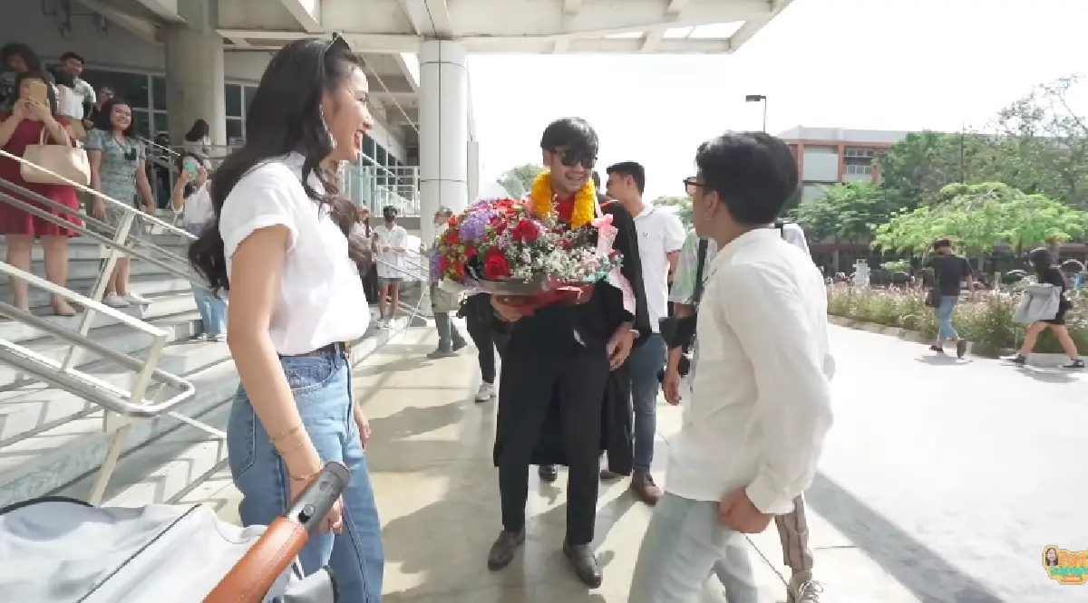 “แพท ณปภา” จัดเต็มเซอร์ไพรส์ “ก๊อต” วันรับปริญญา ยกแตรวงมาครบชุดคึกคักแดนซ์กระจาย