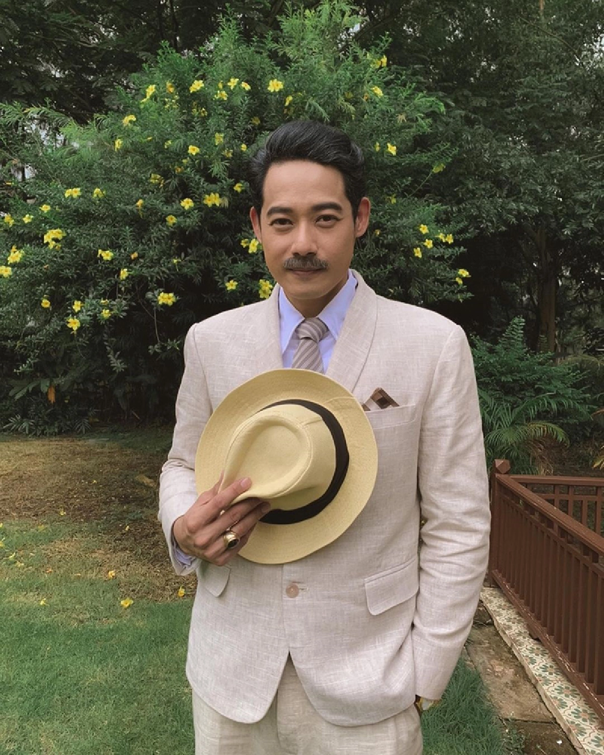 เพชร กรุณพล เหน็บแรง! เลือกตั้งอเมริกาวันเดียวรู้ผล..ต่างจากไทยรอเป็นเดือนๆ