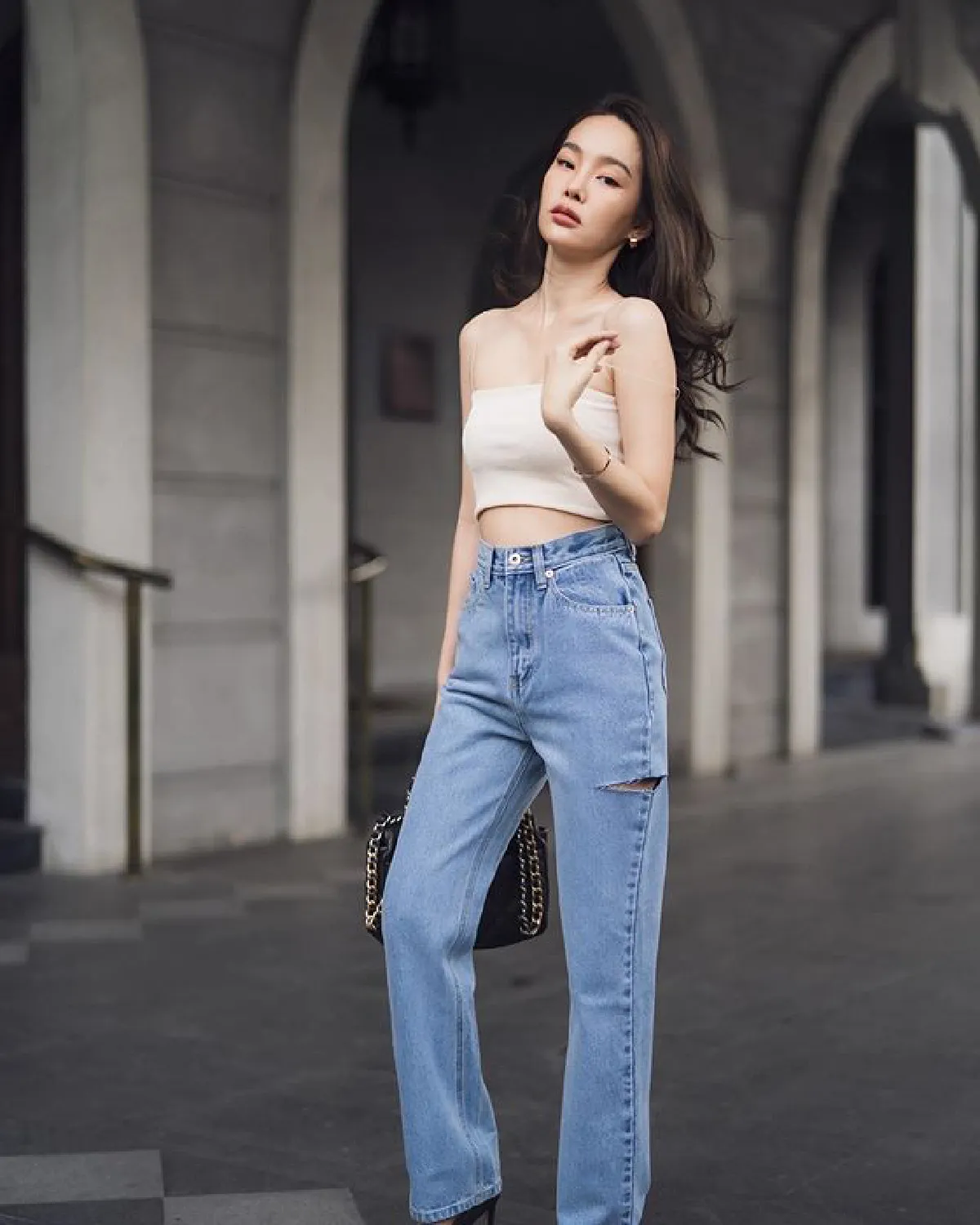 ปุ้มปุ้ย ภรรยา กวินท์ ดูวาล อวดภาพแซ่บแคปชั่นเด็ดในวันครบรอบวันแต่งงาน