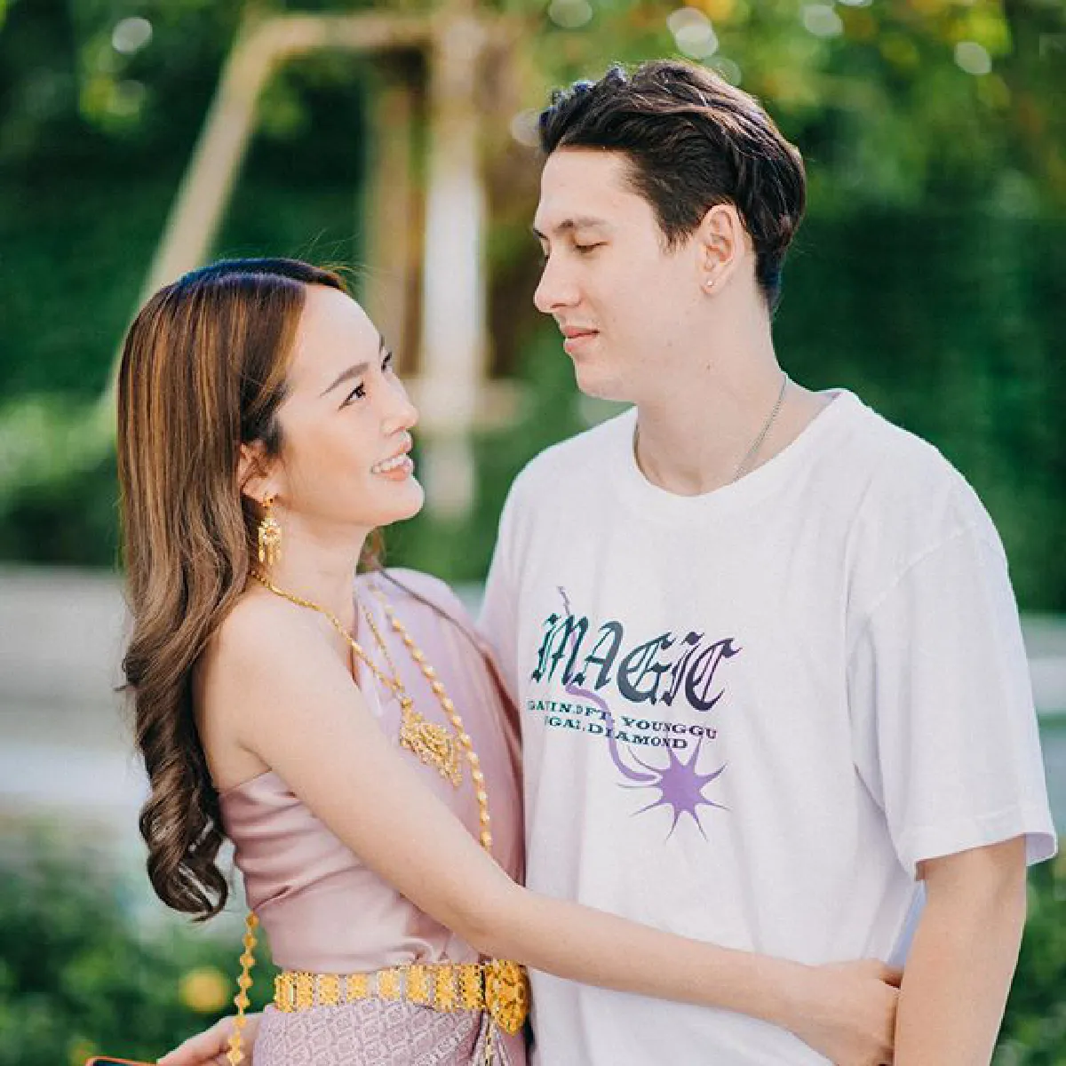 ปุ้มปุ้ย ภรรยา กวินท์ ดูวาล อวดภาพแซ่บแคปชั่นเด็ดในวันครบรอบวันแต่งงาน