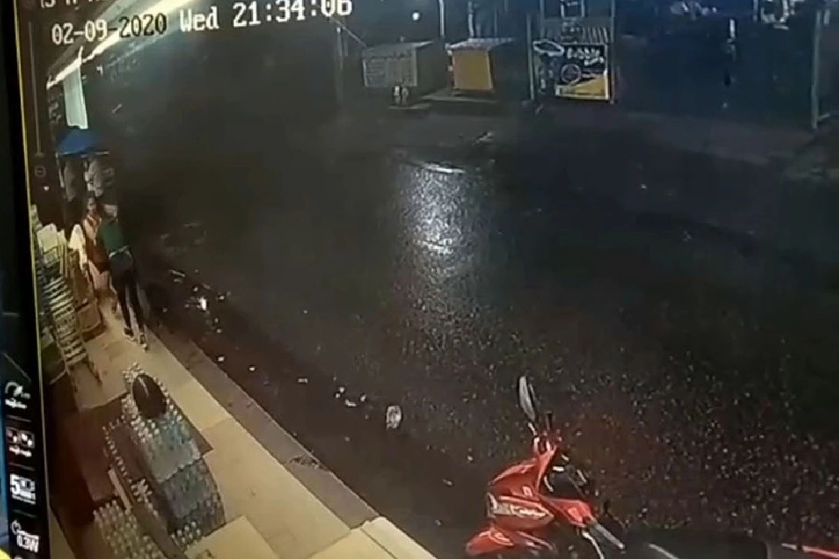 สาวร้านสะดวกซื้อถูกอดีตผจก.ยกพวกรุมตบ โหนกแก้มช้ำคดีไม่คืบ