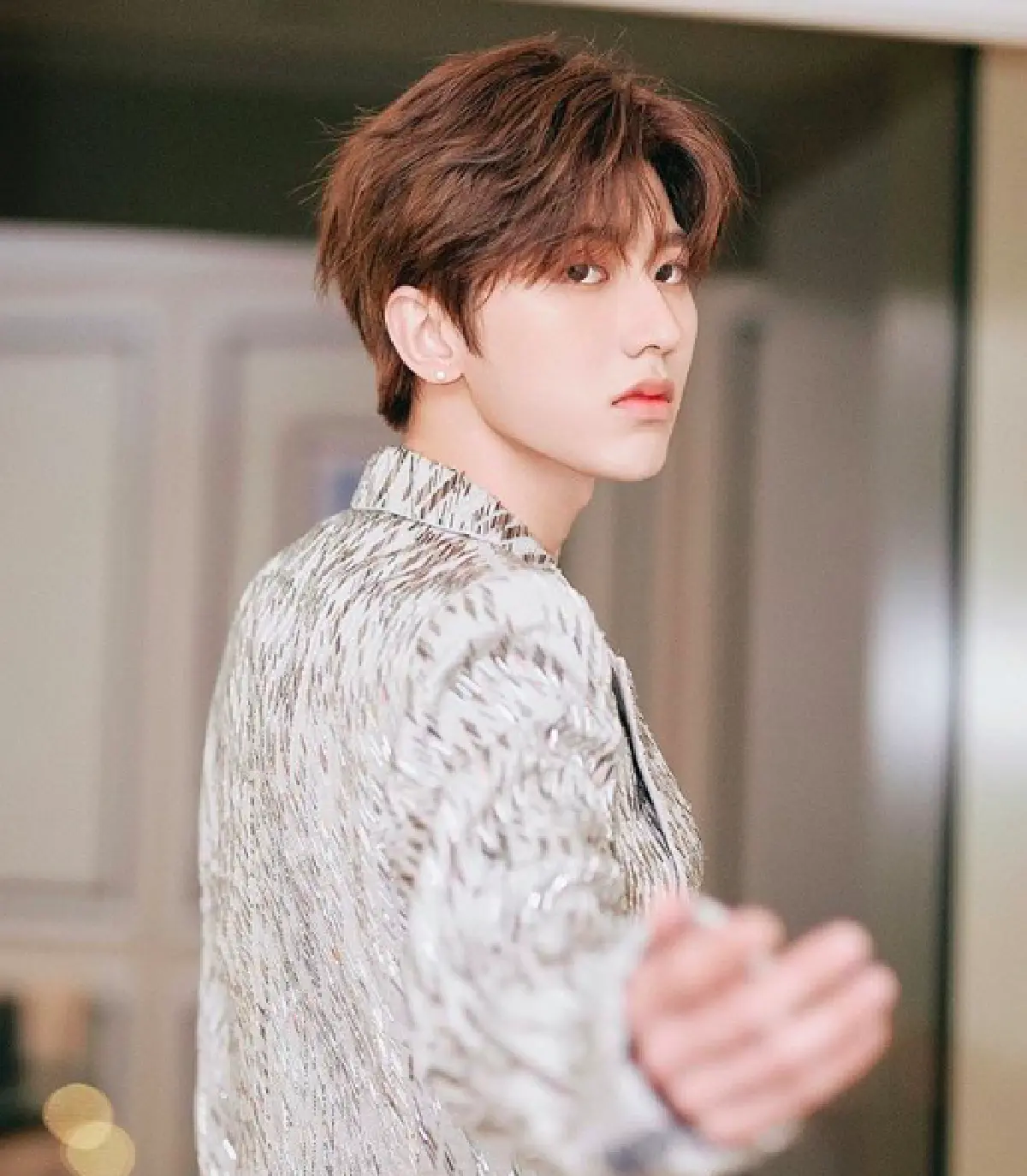 10 อันดับหนุ่มที่มีใบหน้าหล่อที่สุดในเอเชียประจำปี 2020 