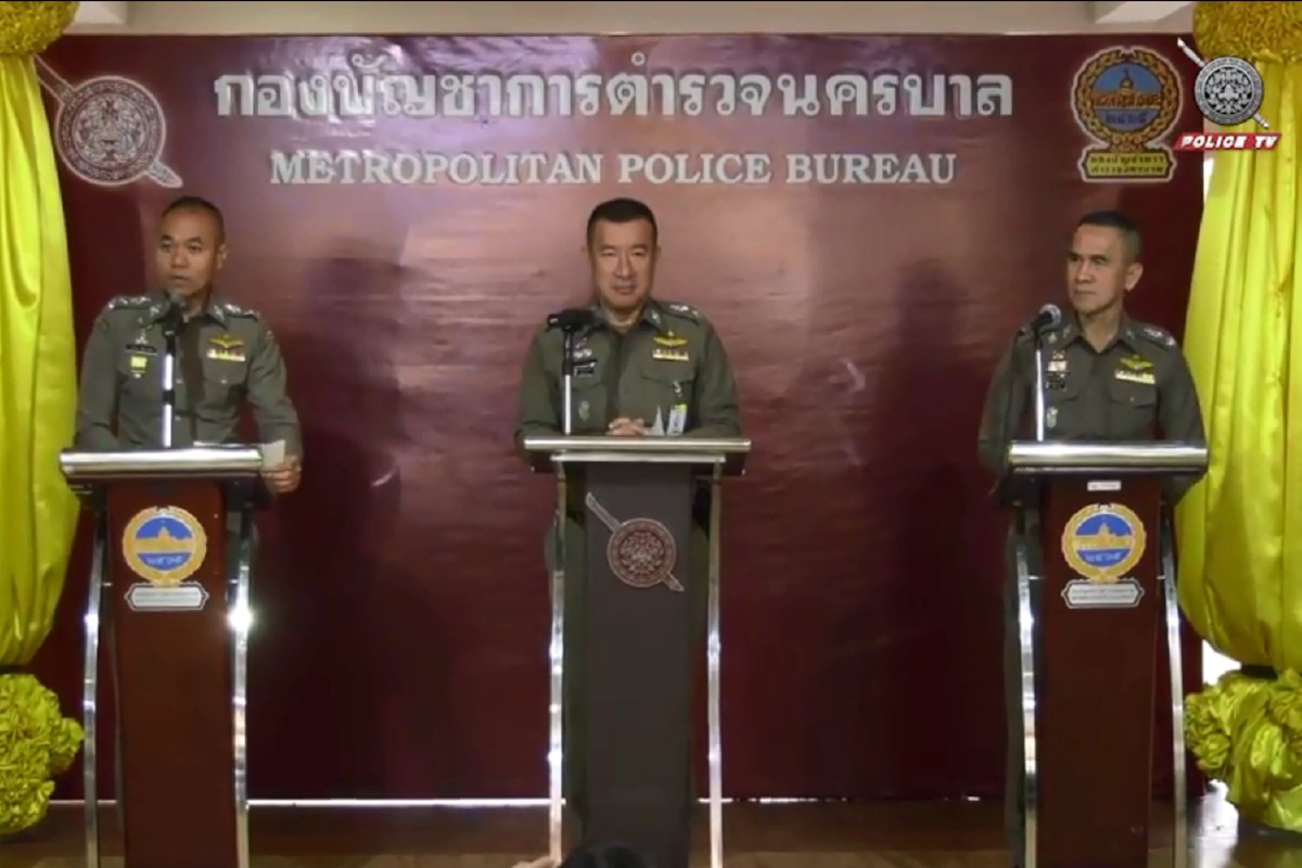ตร.จัดกำลังคุม3โซนรับม็อบ ลั่นให้ไปได้แค่สะพานมัฆวานและหน้าศาลฎีกาเท่านั้น ตร.จัดกำลังคุม3โซนรับม็อบ ลั่นให้ไปได้แค่สะพานมัฆวานและหน้าศาลฎีกาเท่านั้น