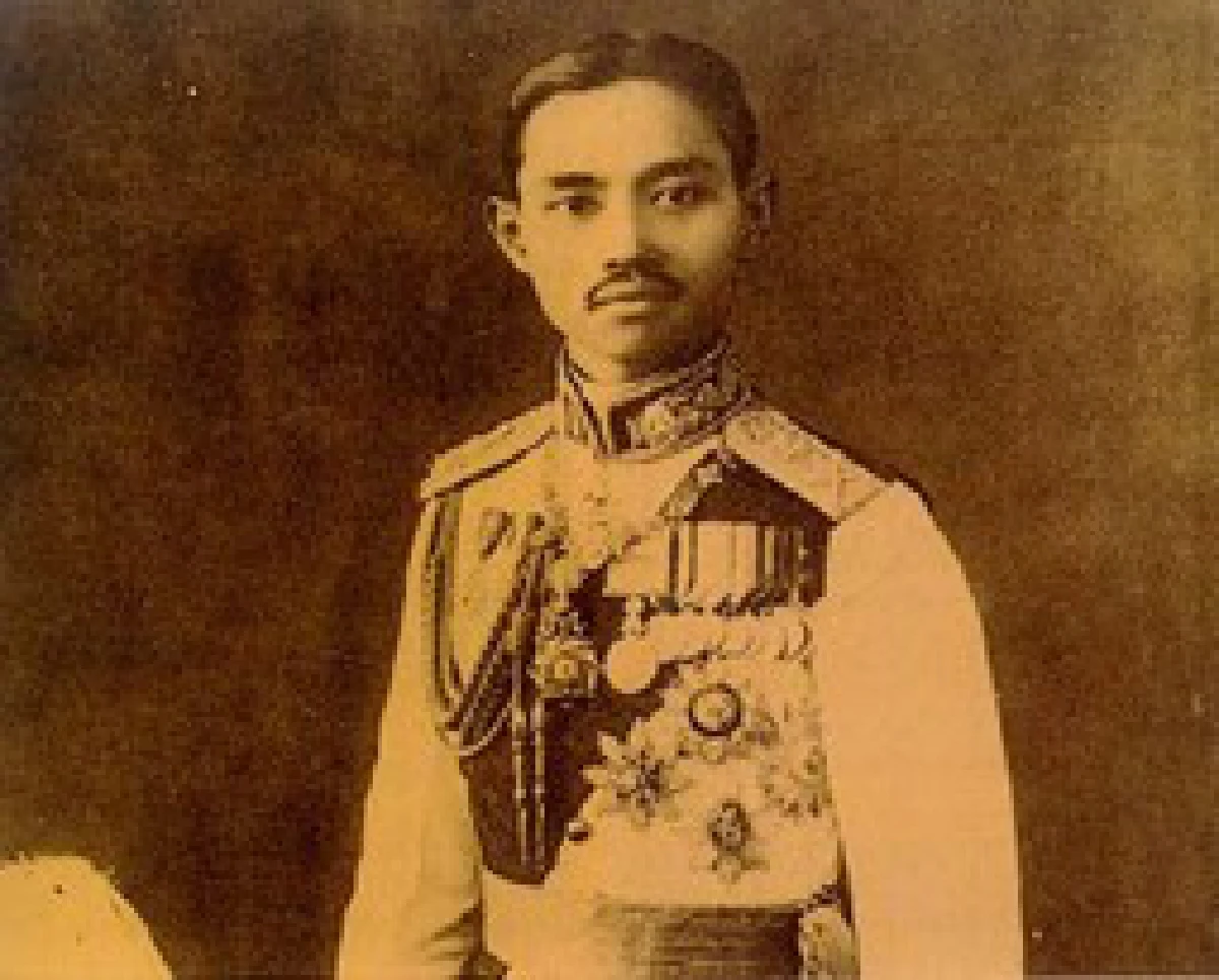 จำกัดพระราชอำนาจโดยรัฐธรรมนูญ: ที่มาของรัฐธรรมนูญ