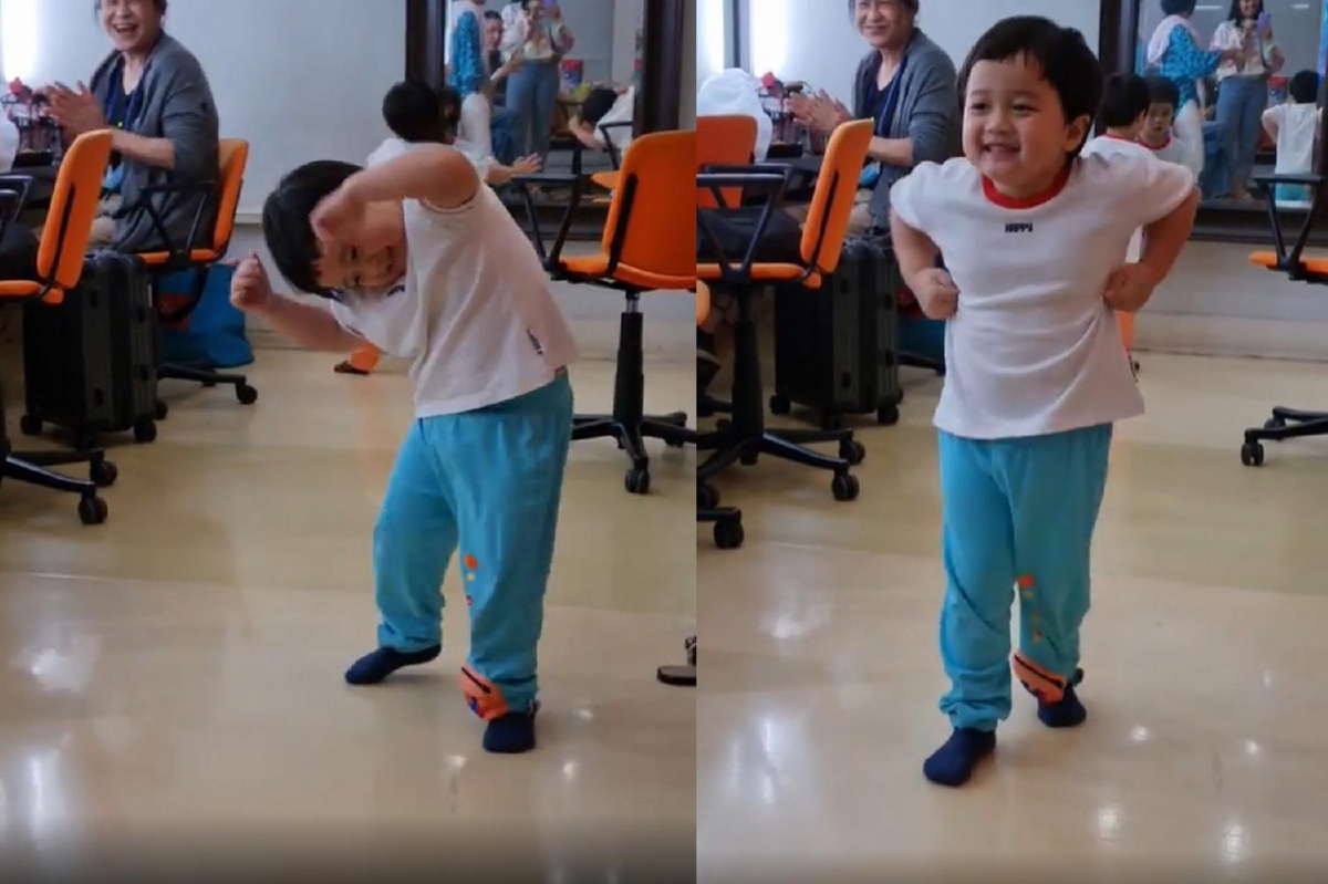 น้องพายุ ชวนฮา! โชว์ลีลาการเต้นเพลง ปูหนีบอีปิ ตอนจบท่าเป๊ะมาก น้องพายุ ชวนฮา! โชว์ลีลาการเต้นเพลง ปูหนีบอีปิ ตอนจบท่าเป๊ะมาก
