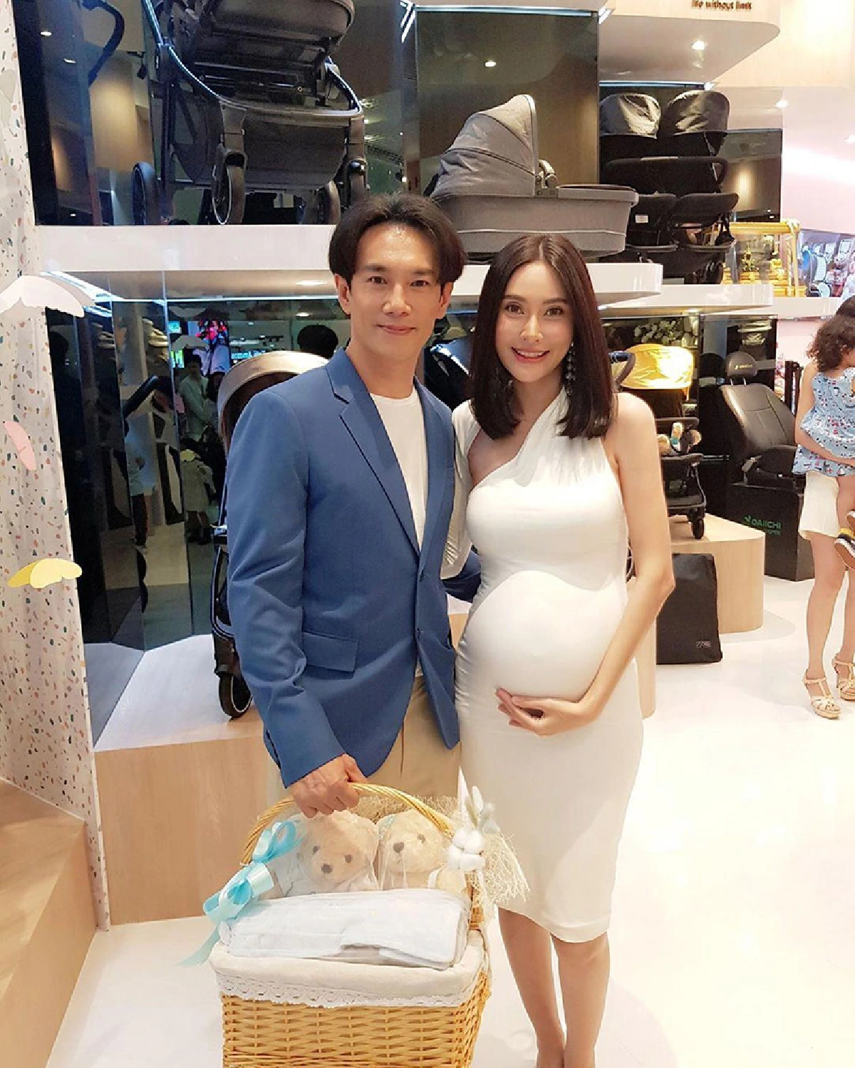 เตรียมโดนฟัด! ต๊ะ บอยสเก๊าท์ โชว์ภาพอัลตราซาวด์..หลงลูกสาวมาก