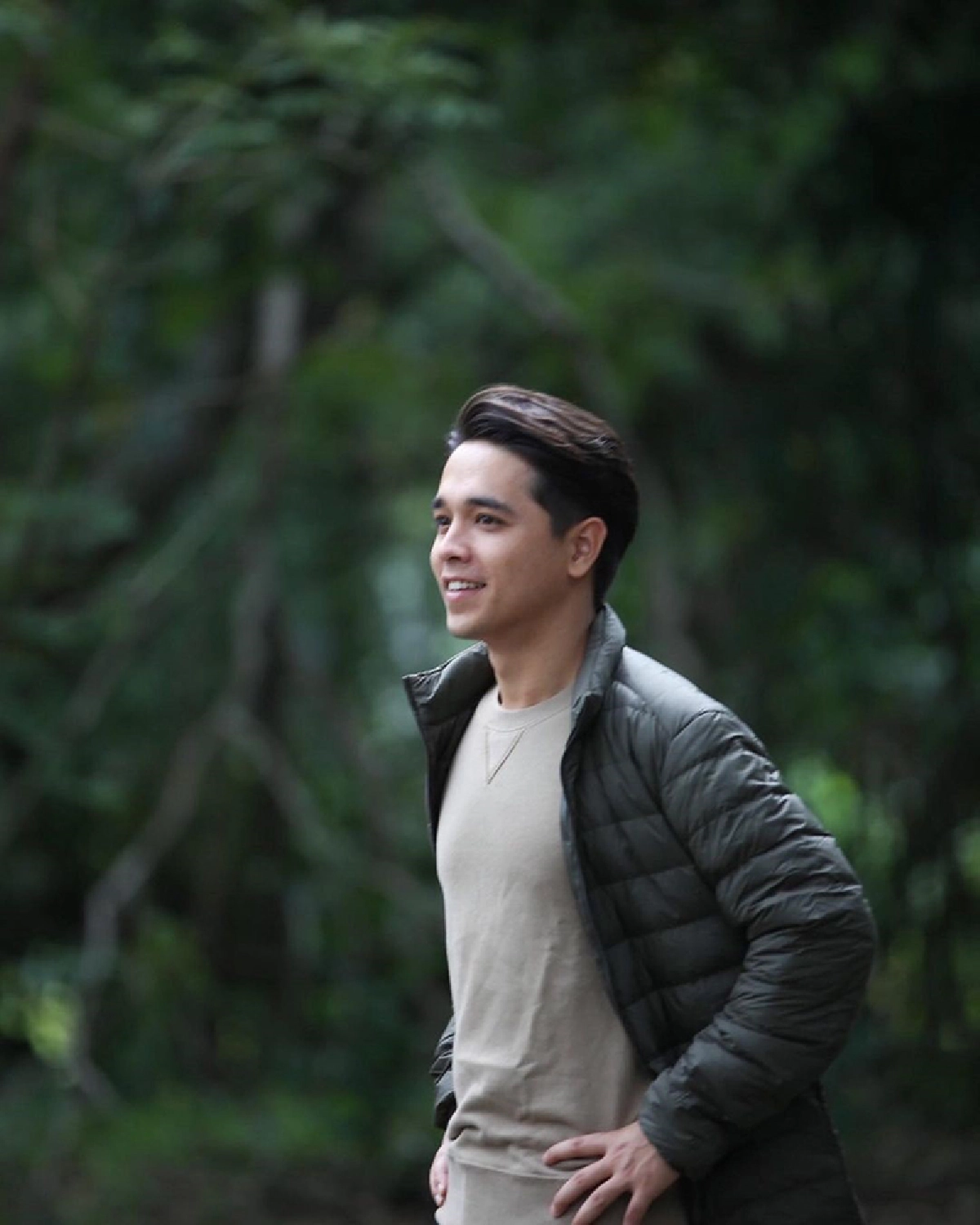 พรหมลิขิตหรือเปล่า? อเล็กซ์ โพสต์ภาพคู่ อิ้งค์ วรันธร สาบานว่าบังเอิญเจอ