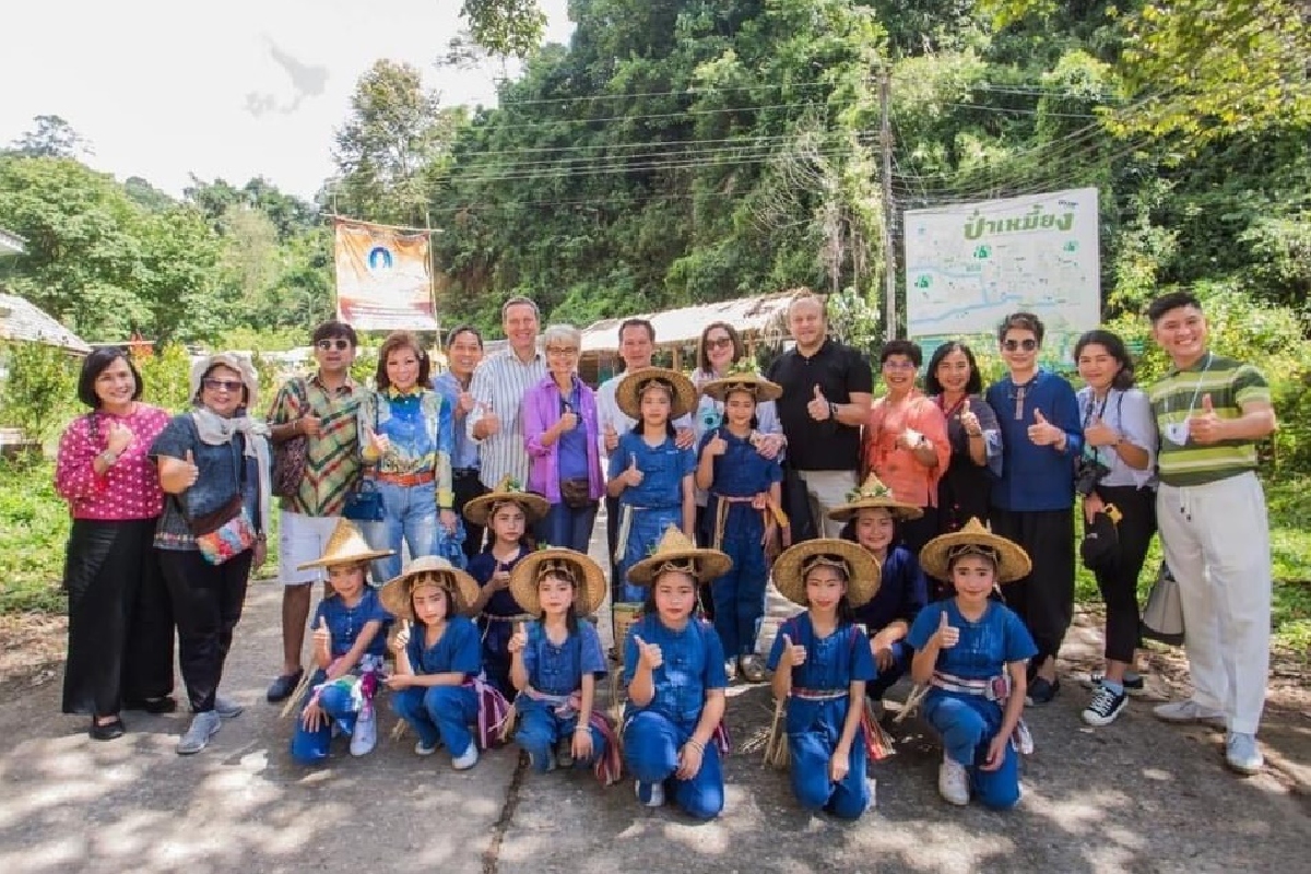 ทูต3ชาติตามรอยศาสตร์พระราชาจ.ลำปาง เยี่ยมชมโครงการพระราชดำริ ทูต3ชาติตามรอยศาสตร์พระราชาจ.ลำปาง เยี่ยมชมโครงการพระราชดำริ