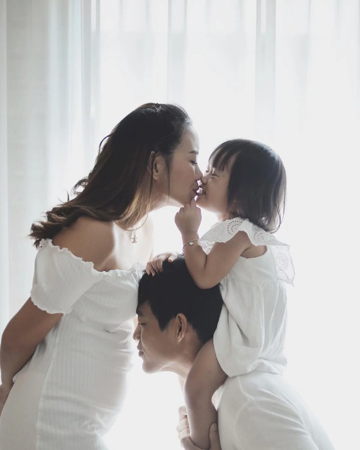 ตู่ ภพธร ซื้อแหวนเพชรเซอร์ไพรส์ภรรยา เป็นของขวัญต้อนรับลูกคนที่สอง 