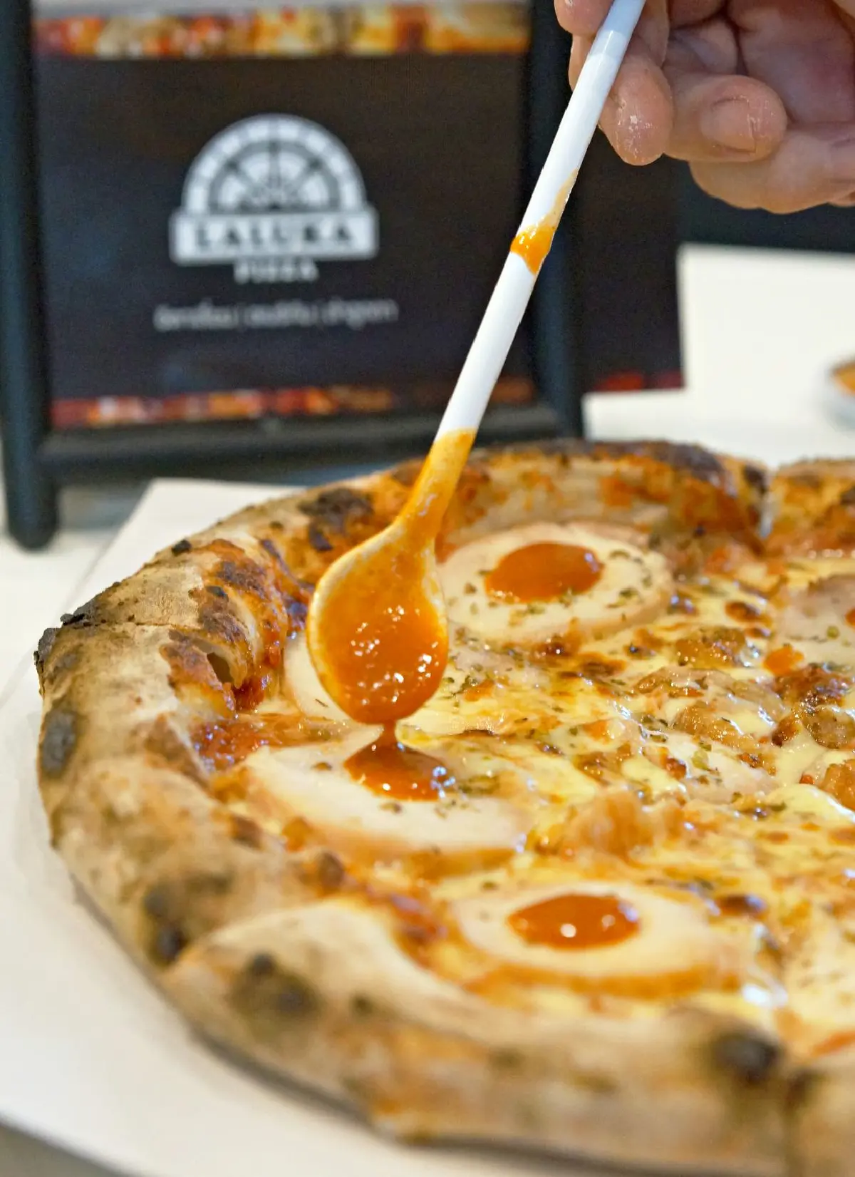 Laluka Pizza พิซซ่าของคนลำลูกกา..ความตั้งใจที่ได้ใจไปเต็มๆ