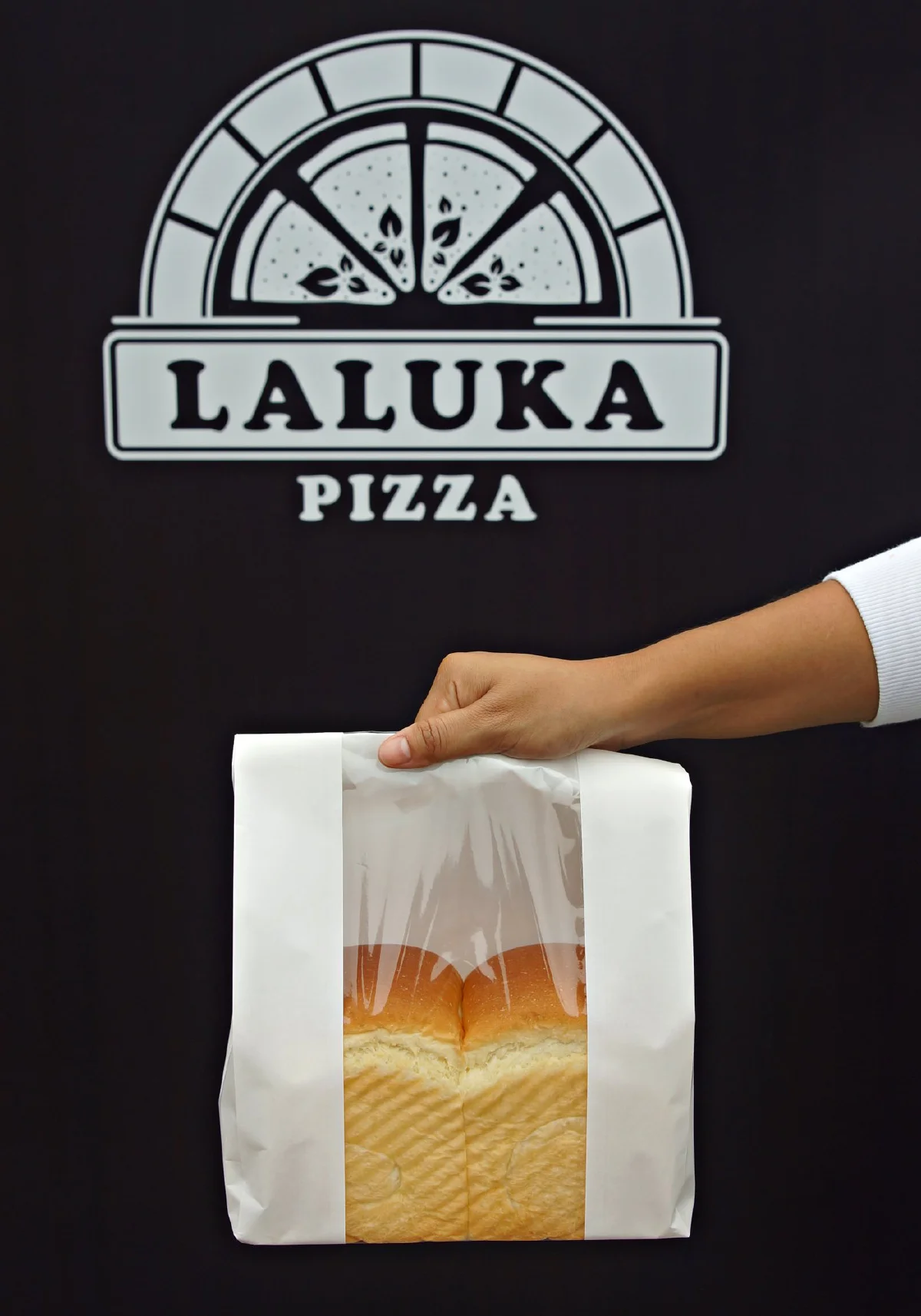 Laluka Pizza พิซซ่าของคนลำลูกกา..ความตั้งใจที่ได้ใจไปเต็มๆ