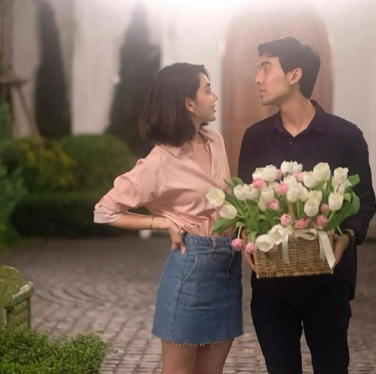 ใหม่-เต๋อ เสิร์ฟภาพคู่สุดหวาน ฉลองครบรอบรักพร้อมรหัสลับรู้กันสองคน