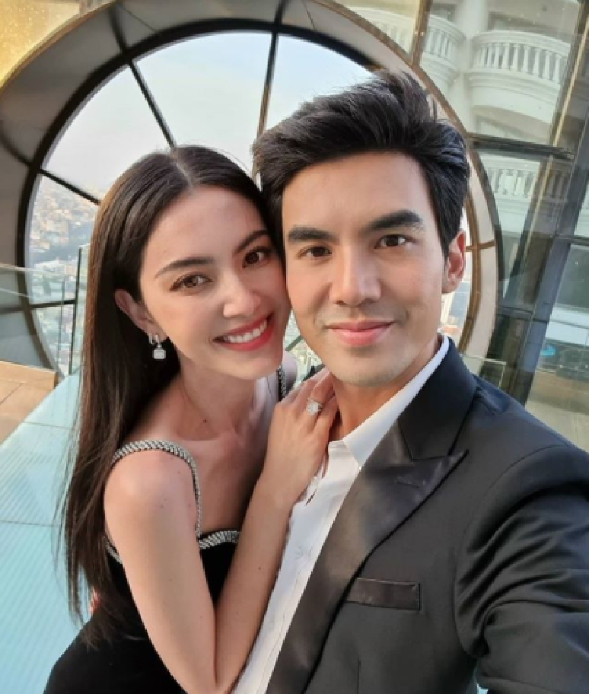 ใหม่-เต๋อ เสิร์ฟภาพคู่สุดหวาน ฉลองครบรอบรักพร้อมรหัสลับรู้กันสองคน