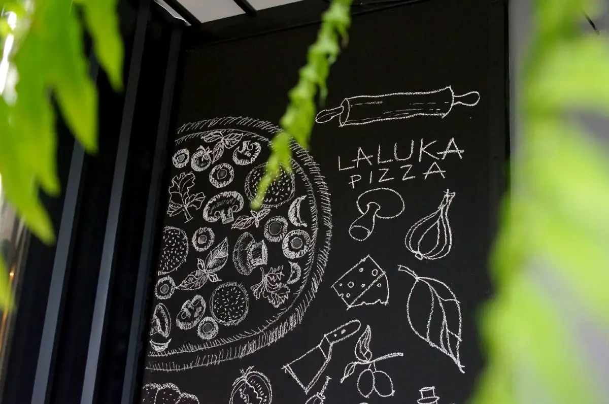 Laluka Pizza พิซซ่าของคนลำลูกกา..ความตั้งใจที่ได้ใจไปเต็มๆ