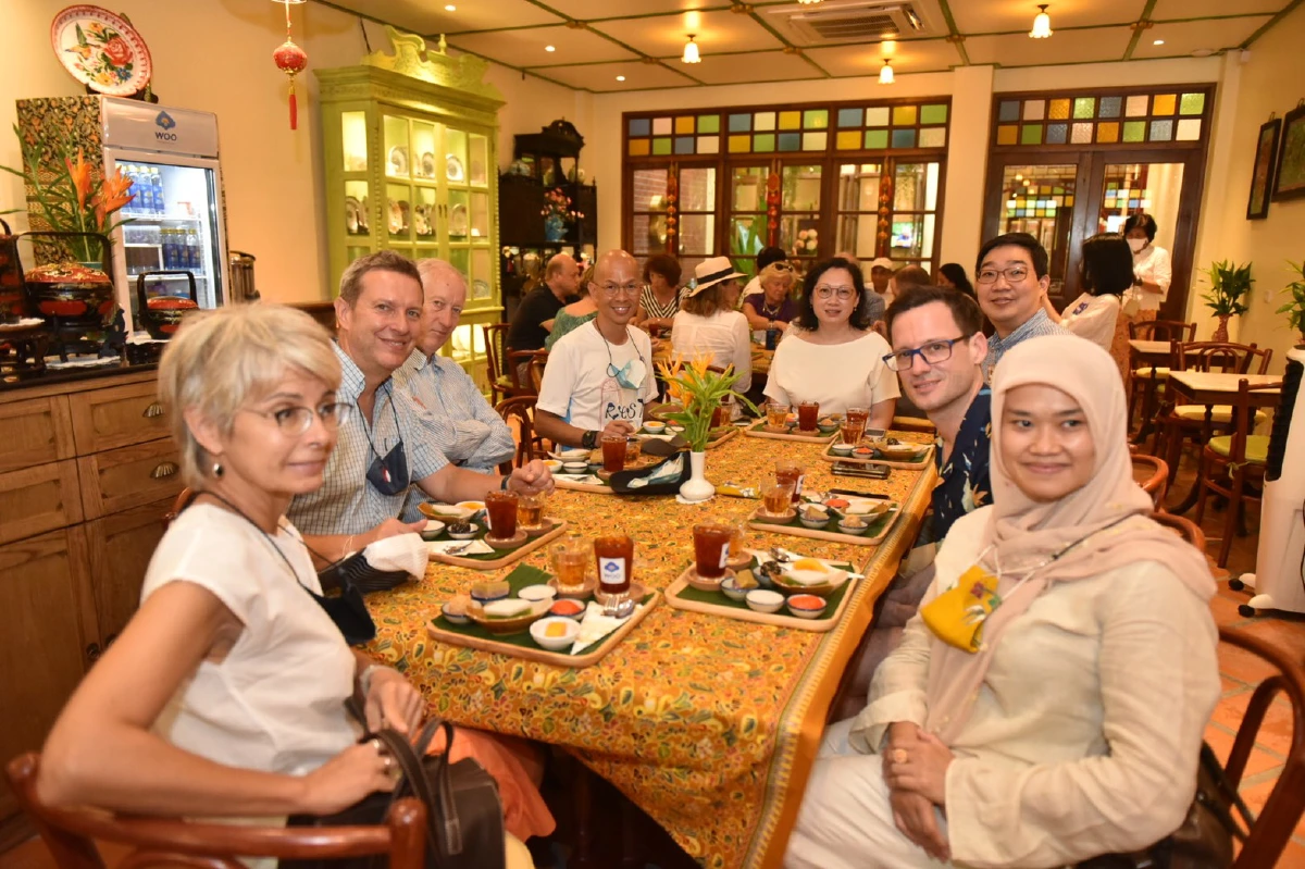 ทูต15ประเทศลงพื้นที่ย่านเมืองเก่าภูเก็ตร่วมโปรโมทการท่องเที่ยว