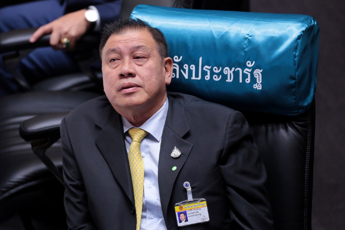 มติพปชร.ให้รับร่างแก้ไขรธน."รัฐบาล-ฝ่ายค้าน"ของไอลอว์ส่อปิ๋ว มติพปชร.ให้รับร่างแก้ไขรธน."รัฐบาล-ฝ่ายค้าน"ของไอลอว์ส่อปิ๋ว