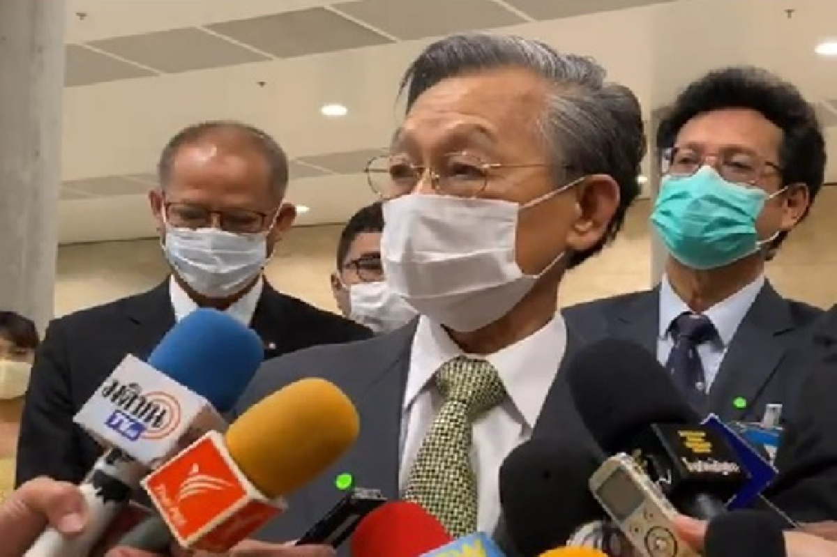 "ชวน" เชื่อไร้ปัญหาโหวตแก้รธน. ขอสมาชิกขานชื่อกระชับ "ชวน" เชื่อไร้ปัญหาโหวตแก้รธน. ขอสมาชิกขานชื่อกระชับ