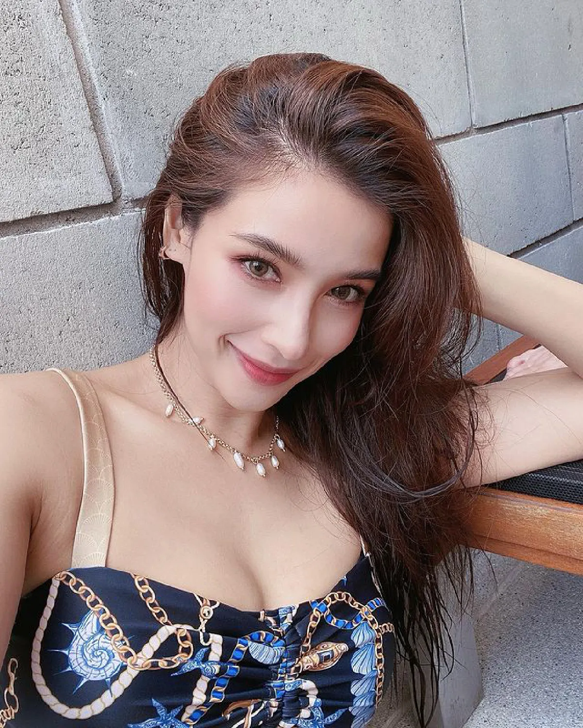 มีแฟนมาคุม! วิว เซ็กซี่สุดปังในชุดว่ายน้ำ งานนี้ เจษ รับหน้าที่ตากล้องส่วนตัว 