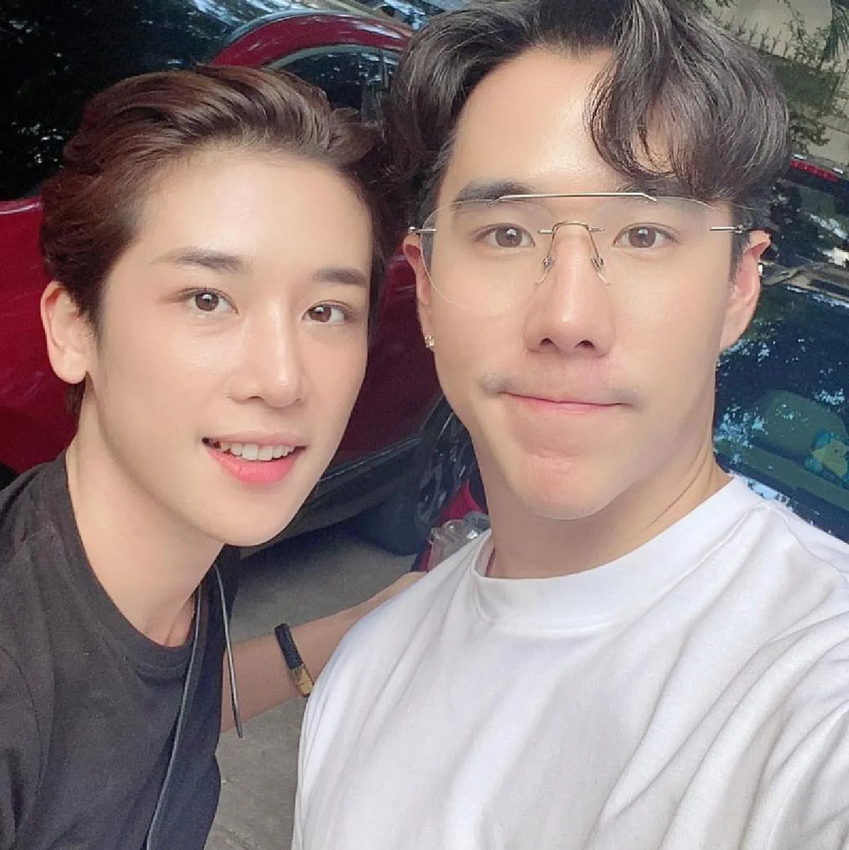 ตัวแทนความรักไม่มีเพศ! “แตงกวา” เผยภาพน่ารักคู่ “เขื่อน ภัทรดนัย” มีความหน้าเหมือนกันเบาๆ