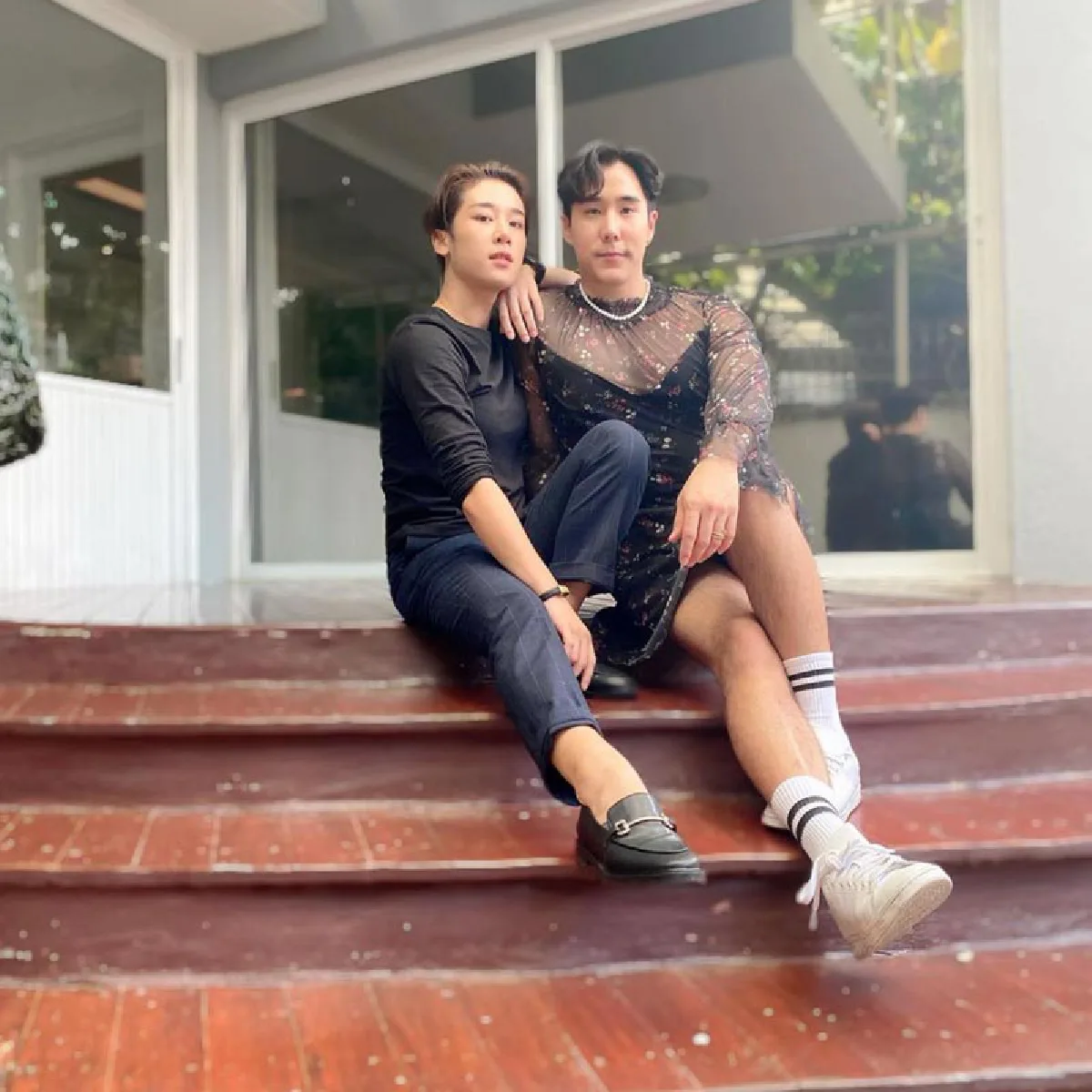 ตัวแทนความรักไม่มีเพศ! “แตงกวา” เผยภาพน่ารักคู่ “เขื่อน ภัทรดนัย” มีความหน้าเหมือนกันเบาๆ