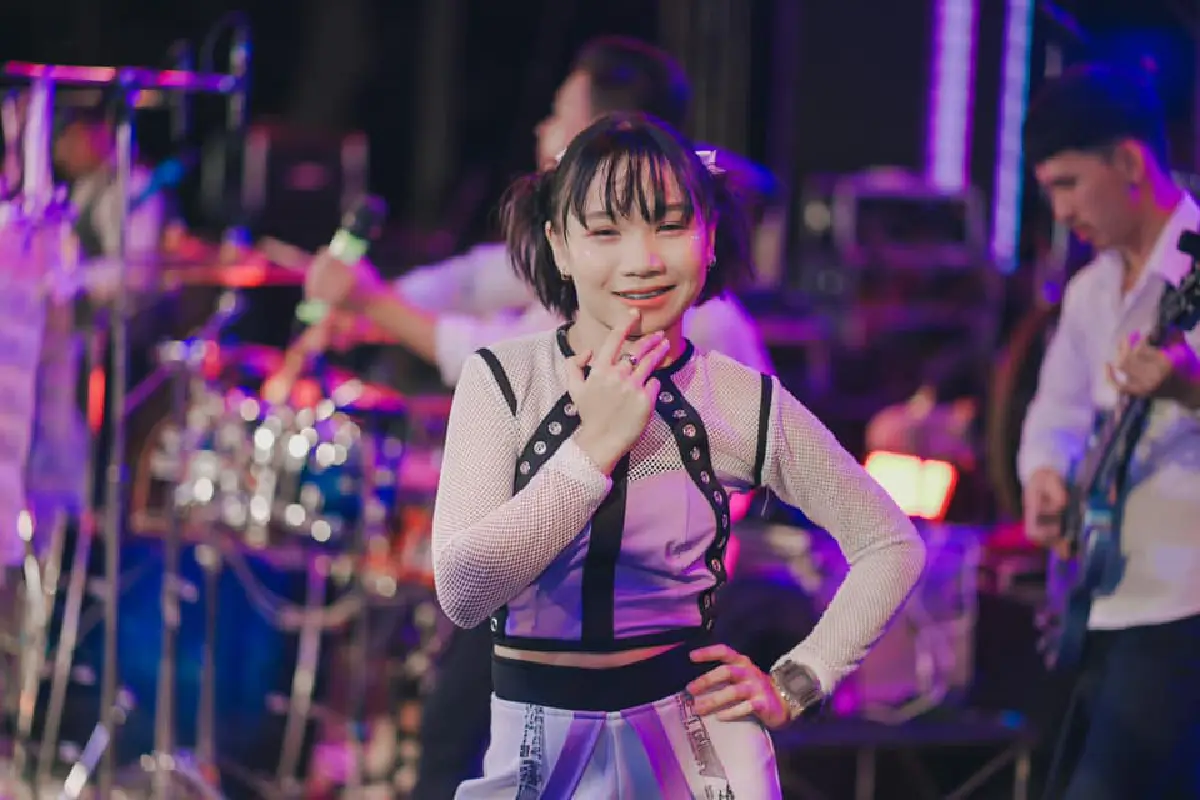 เด็กขยัน! “ลิลลี่ ได้หมดถ้าสดชื่น” ซื้อบ้านราคา 7 ล้านได้แล้ว จากนี้ตั้งเป้าซื้อรถให้ได้ก่อนจบ ม.6 