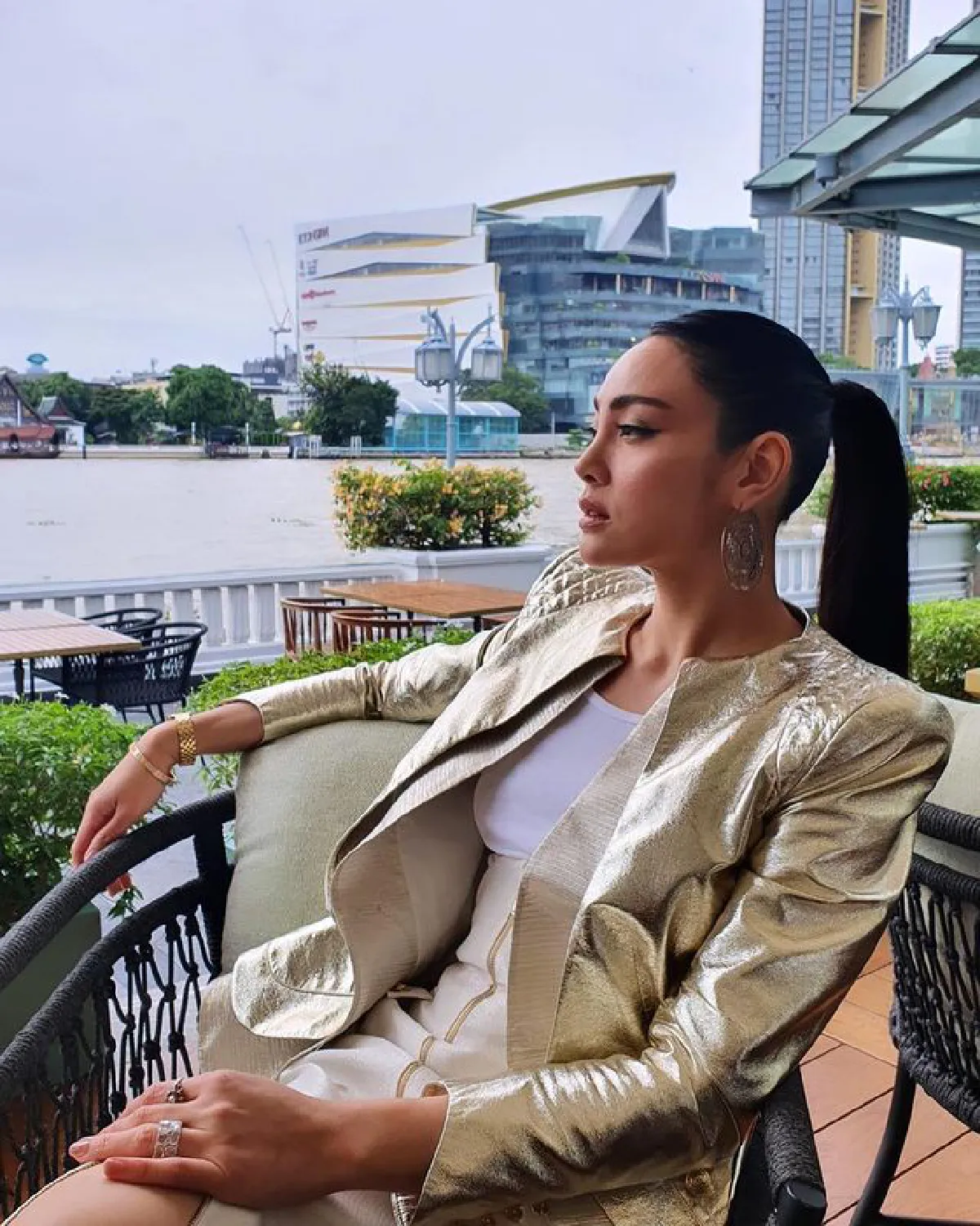 สินสอดไม่ต้อง! ตั๊ก บงกช แคปชั่นหวานชวน เจ้าสัวบุญชัย แต่งงานกันอีกรอบ