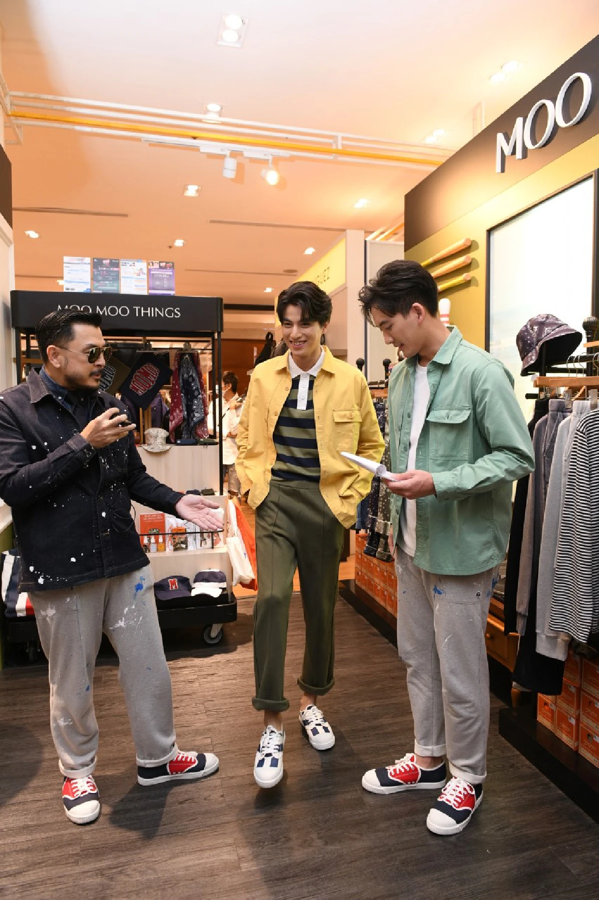 “กลัฟ-คณาวุฒิ” ชวนเติมความสนุกส่งท้ายปลายปีกับไอเทมใหม่ล่าสุด ‘MOO x Nanyang Sneakers’