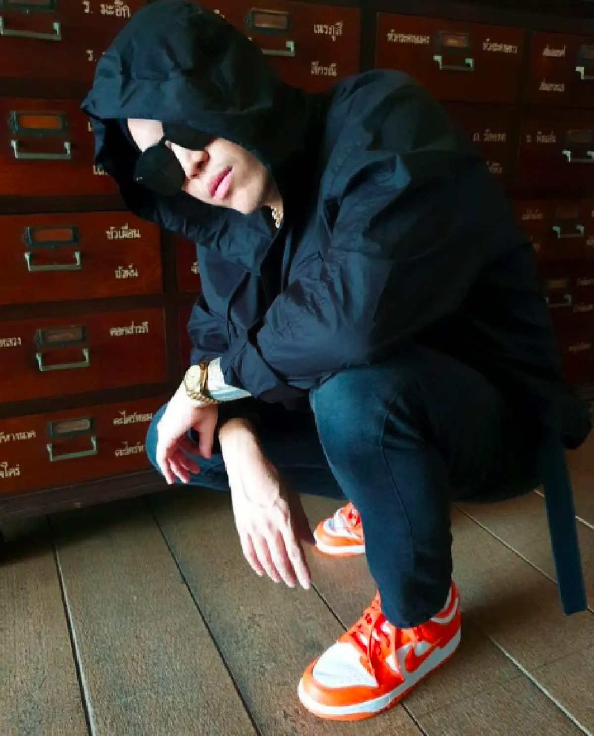 “ป๊อก ภัสสรกรณ์” รีบแจงชาวเน็ต เจอคอมเมนต์บอกชอบโชว์แต่รองเท้าแบรนด์ดัง 