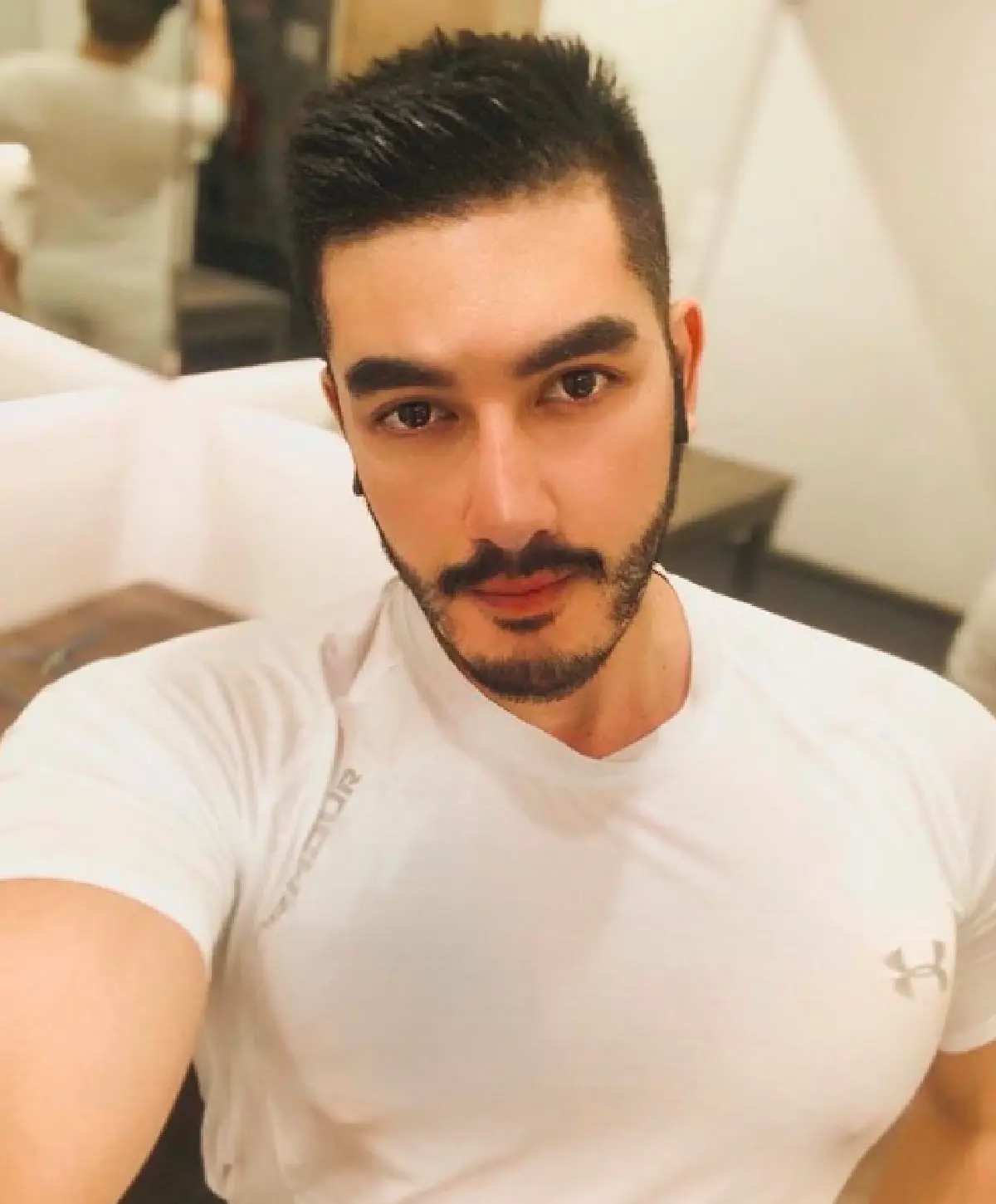 ว้าวซ่ามากแม่! “สิงโต เดอะสตาร์” เผยลุคใหม่ไว้หนวดเข้มๆ แถมหุ่นล่ำกำยำทำใจสั่น