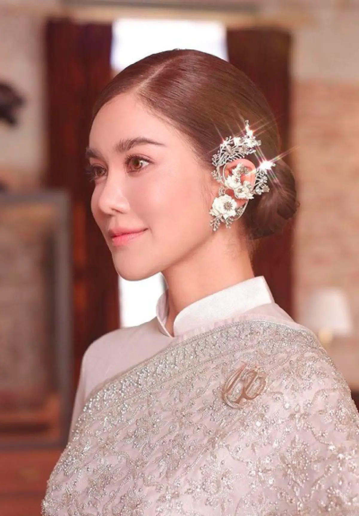 “ก้อย-ตูน” เข้ารับประทานน้ำพระพุทธมนต์จาก “สมเด็จพระสังฆราชฯ” ก่อนเริ่มต้นชีวิตคู่